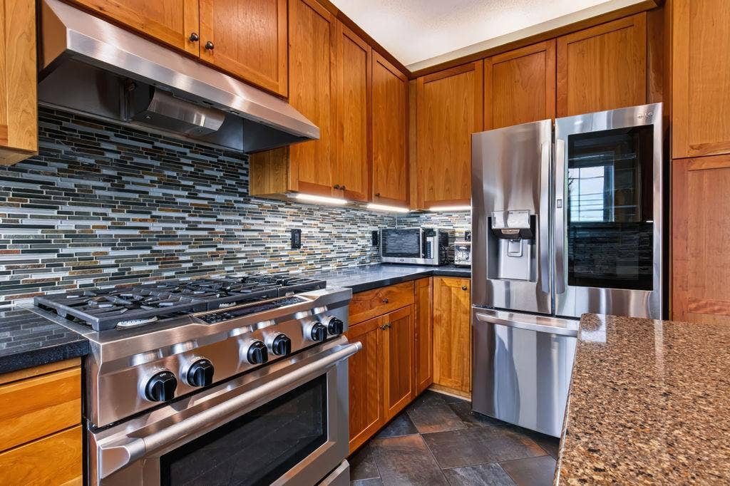 8547 Kirkwood Lane N, Maple Grove, MN 55369 IMG_1019-HDR.jpg