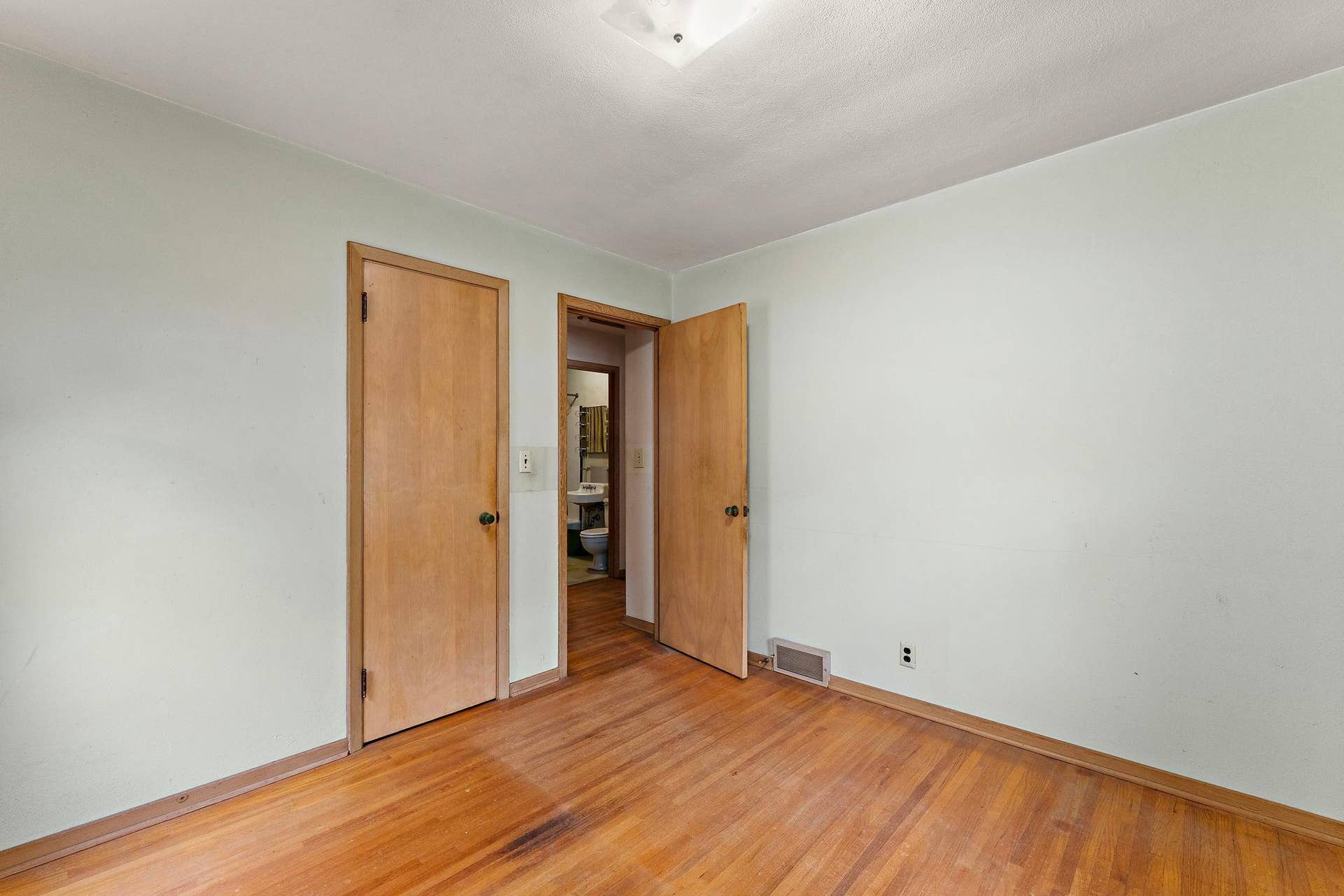 1590 Payne Avenue, 98, Saint Paul, MN 55130 1590 Payne Avenue, 98, Saint Paul, MN 55130