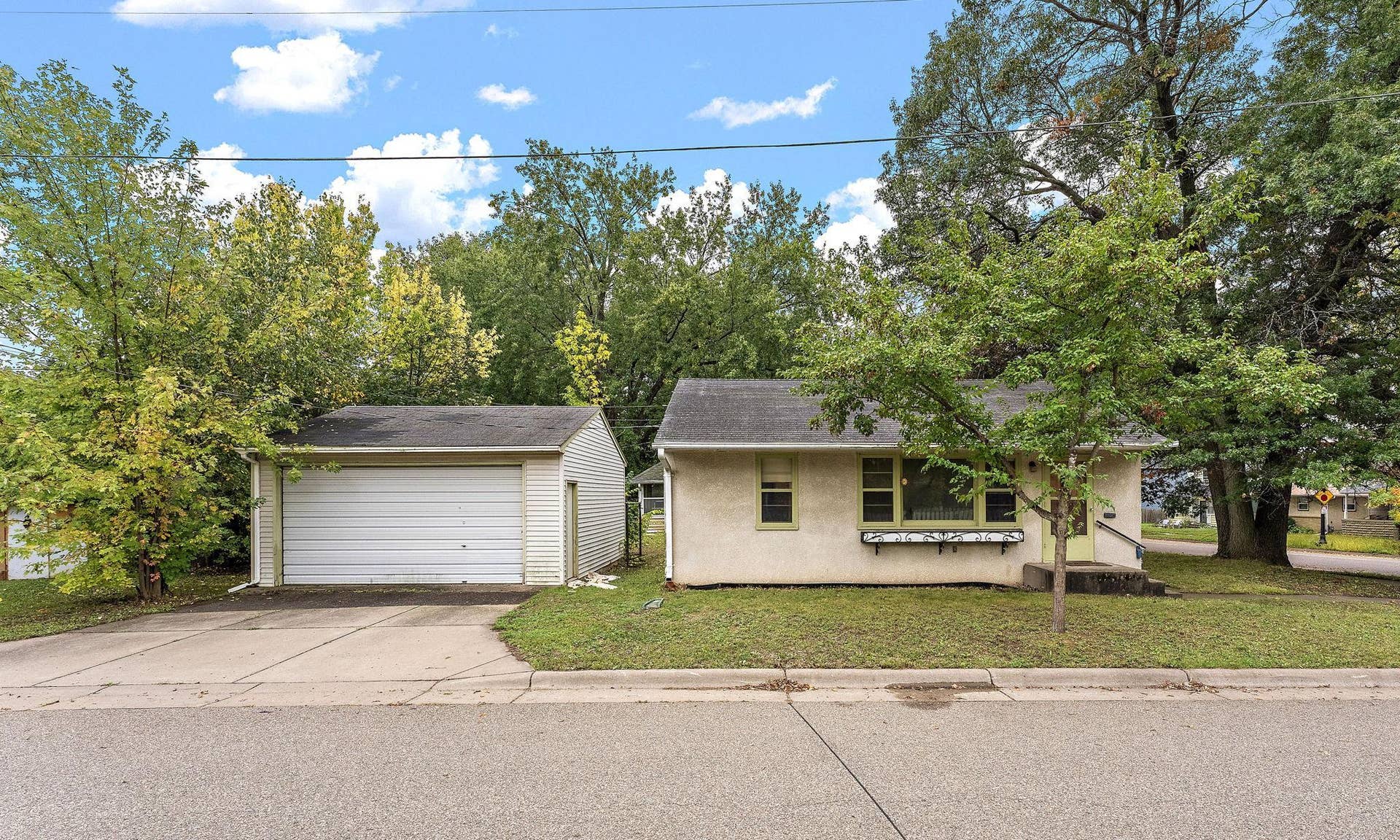 1590 Payne Avenue, 98, Saint Paul, MN 55130 1590 Payne Avenue, 98, Saint Paul, MN 55130