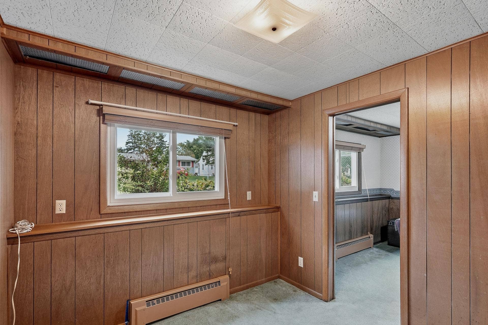1885 Manton Street, Maplewood, MN 55109 Lower Level Bed 4