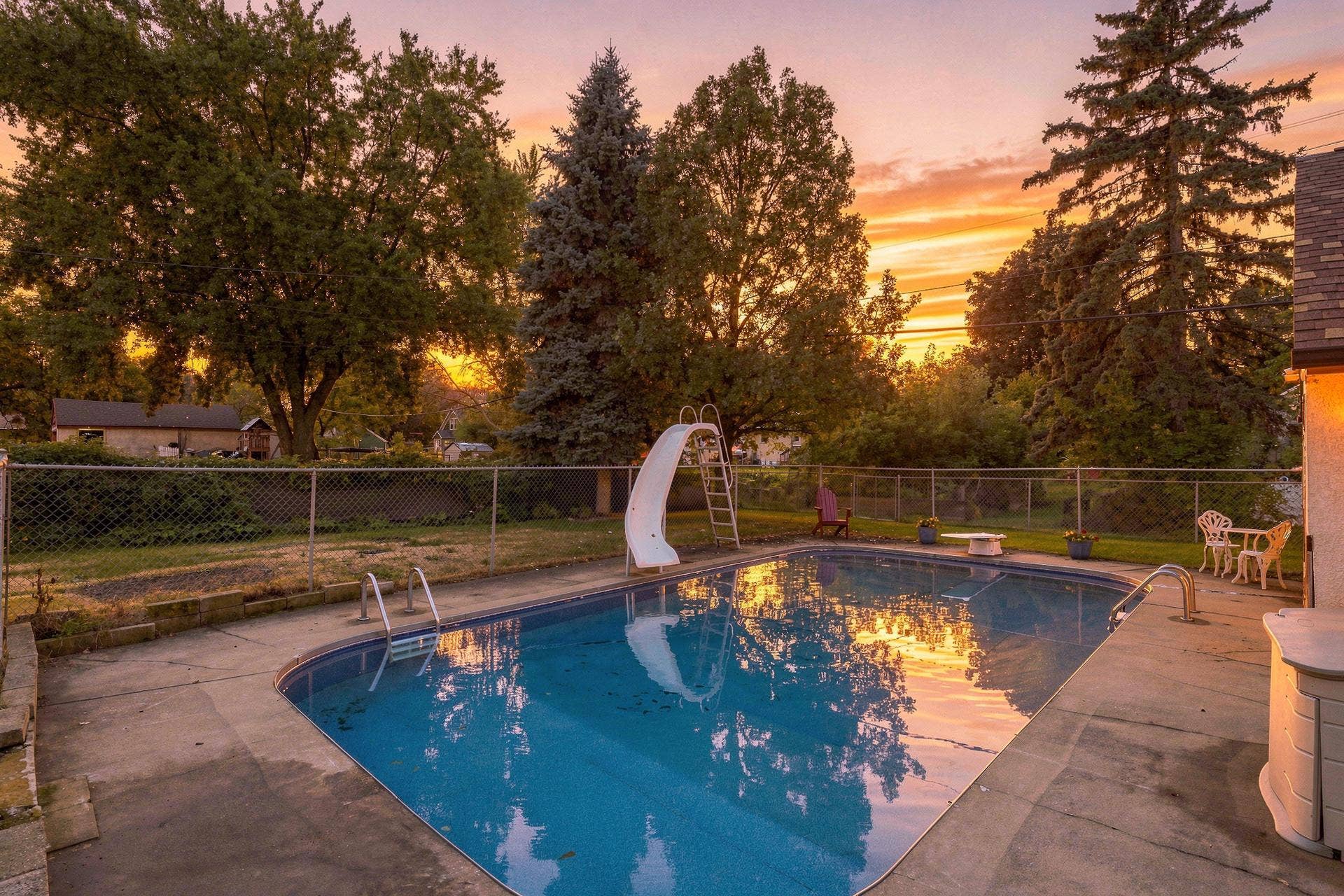 1885 Manton Street, Maplewood, MN 55109 In-Ground Heated Pool