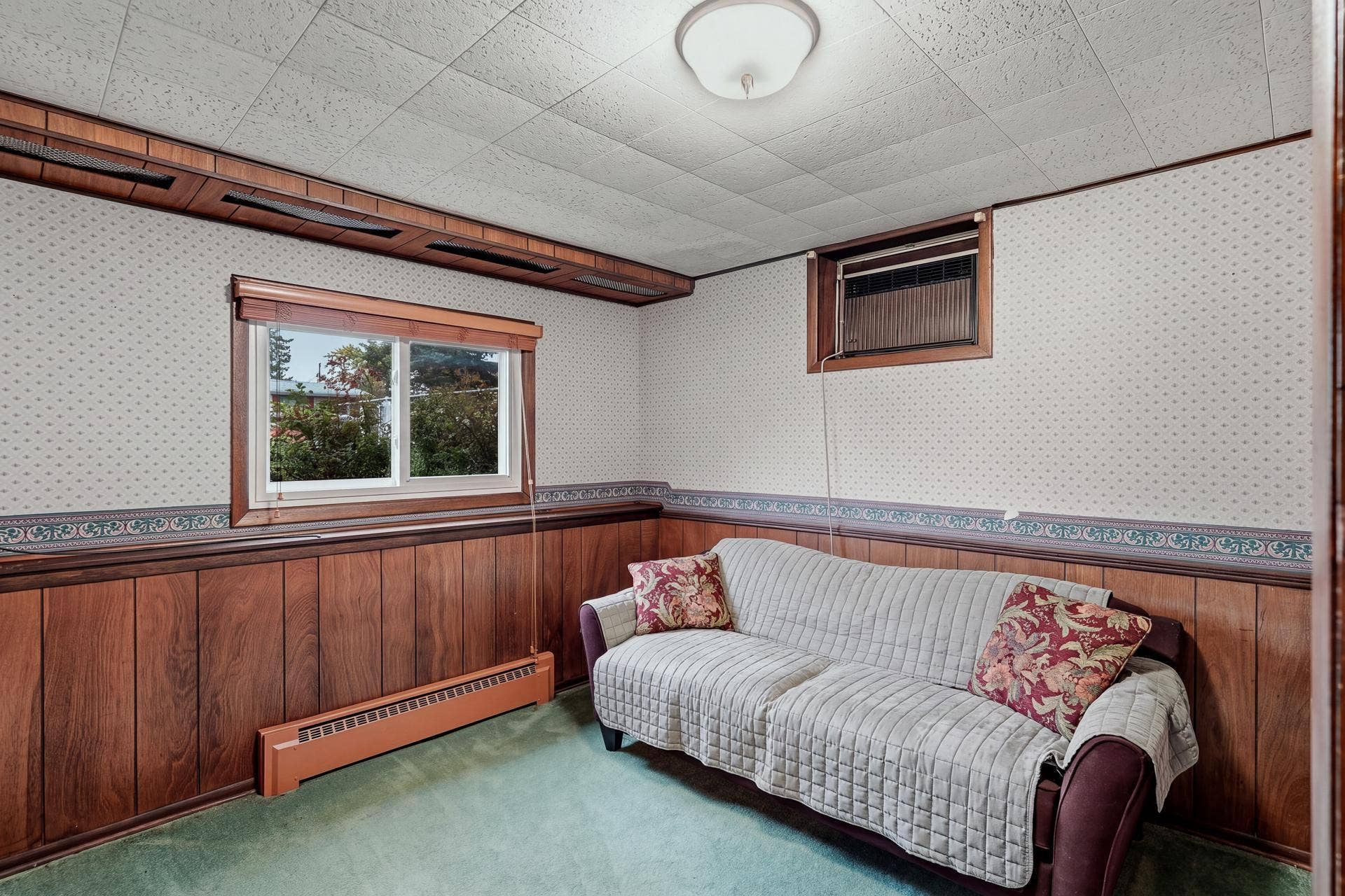 1885 Manton Street, Maplewood, MN 55109 Lower Level Den