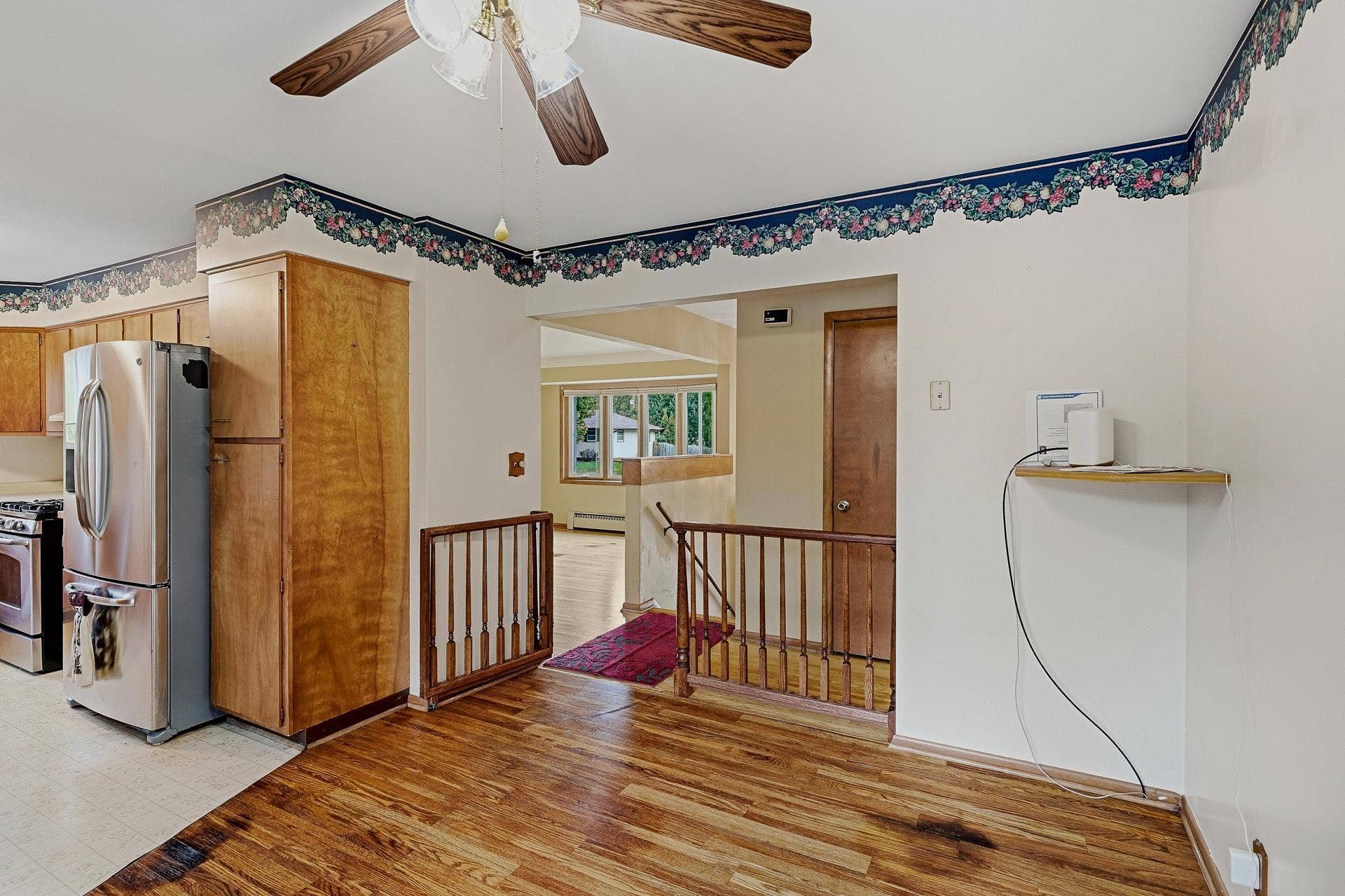 1885 Manton Street, Maplewood, MN 55109 Dining with Ceiling Fan