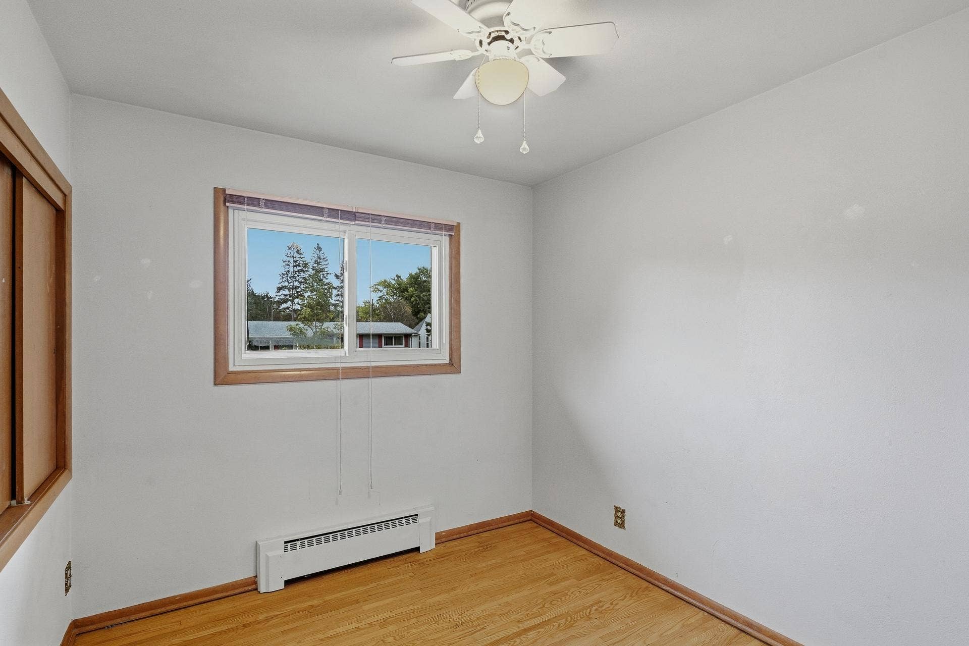 1885 Manton Street, Maplewood, MN 55109 Upper Level Bed 3 with Ceiling Fan