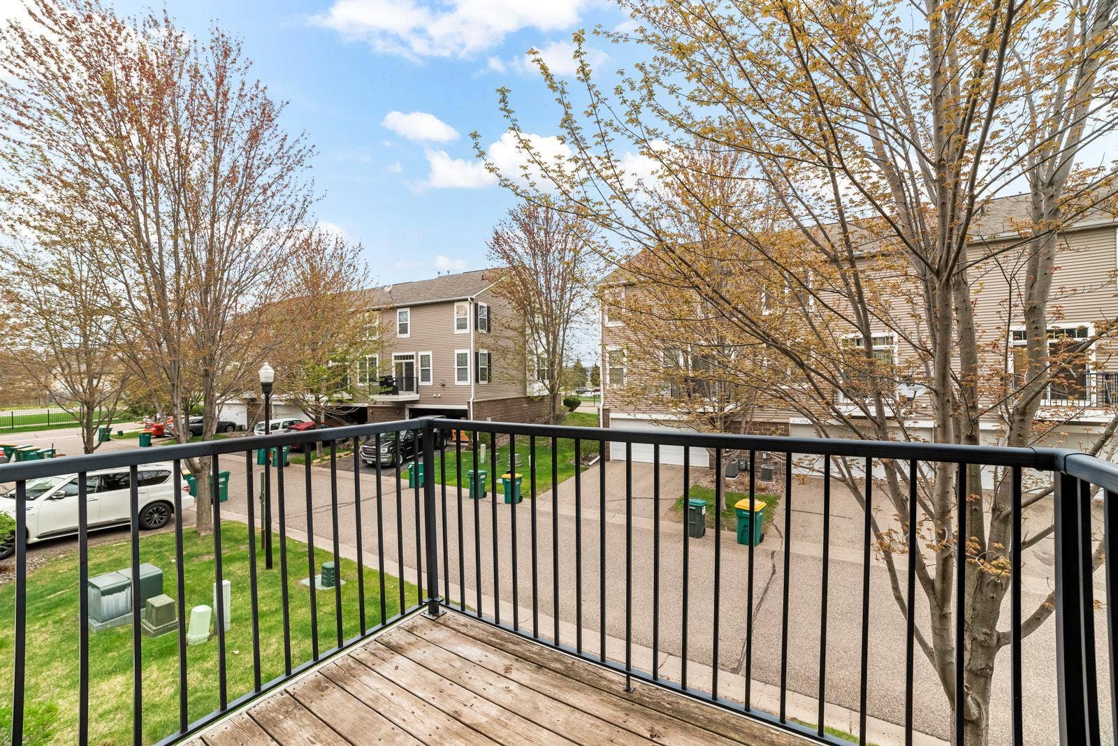 15726 Frisian Lane, Apple Valley, MN 55124 15726 Frisian Lane, Apple Valley, MN 55124