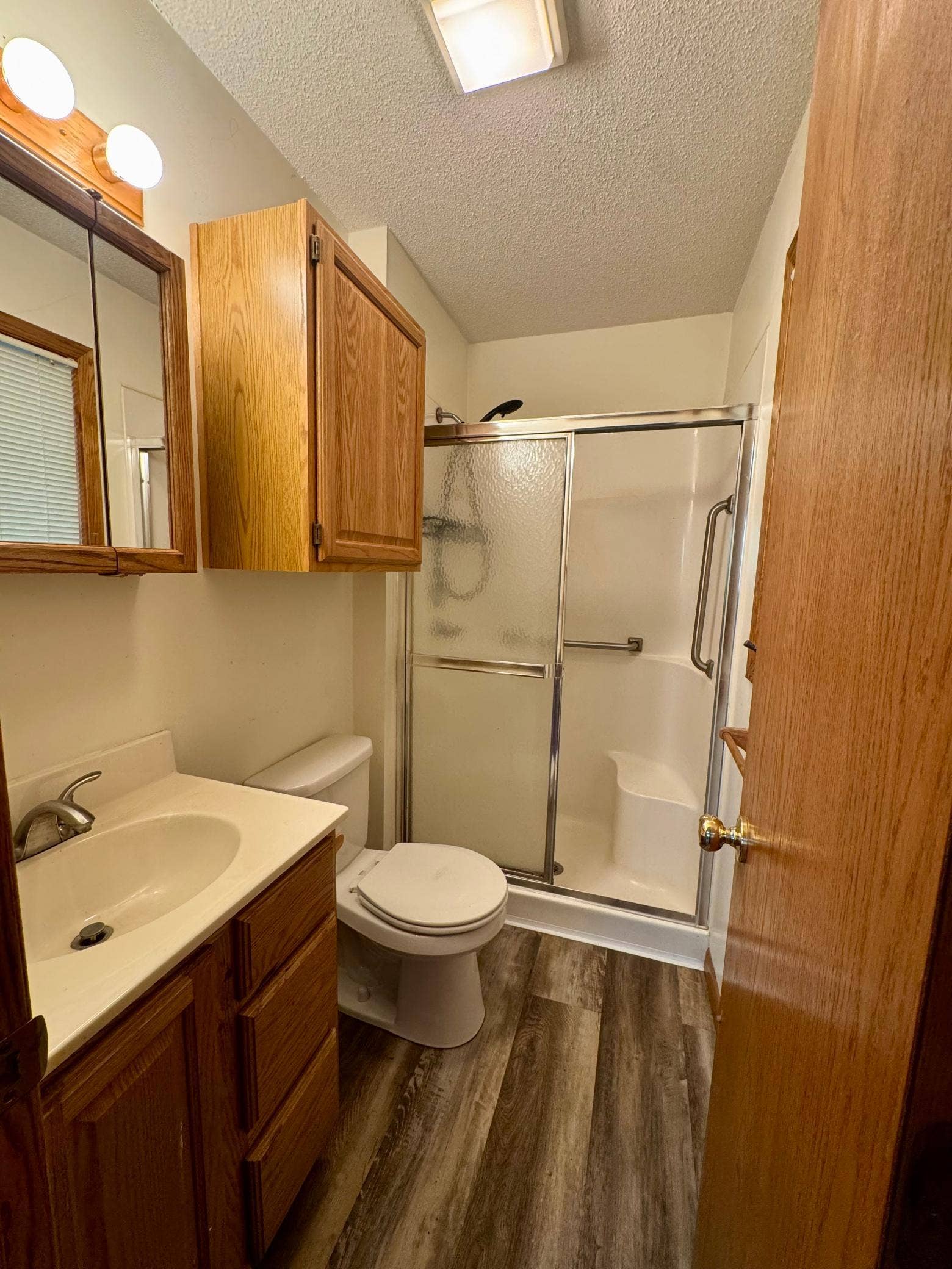 5150 Sherman Drive NE, Bemidji, MN 56601 Primary Bath 1
