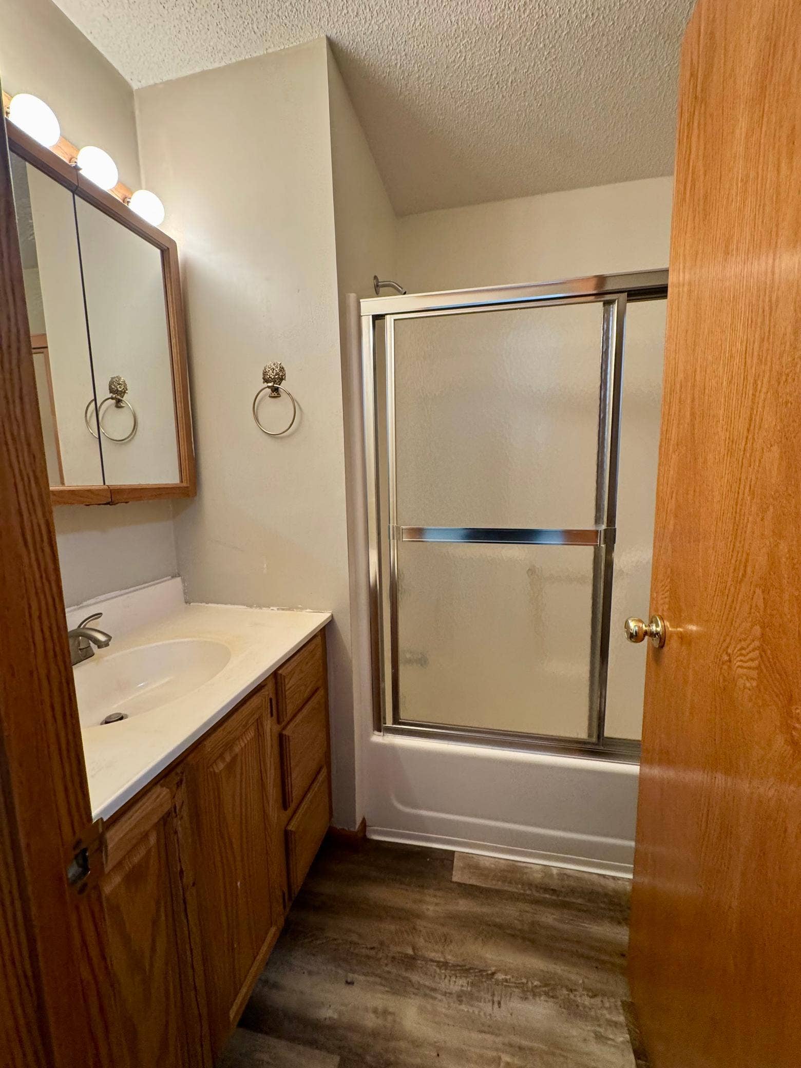 5150 Sherman Drive NE, Bemidji, MN 56601 Main Floor Bath 1