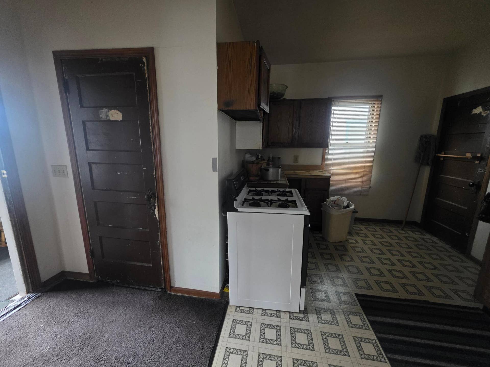 781 Lawson Avenue E, 98, Saint Paul, MN 55106 781 Lawson ave e (11).jpg