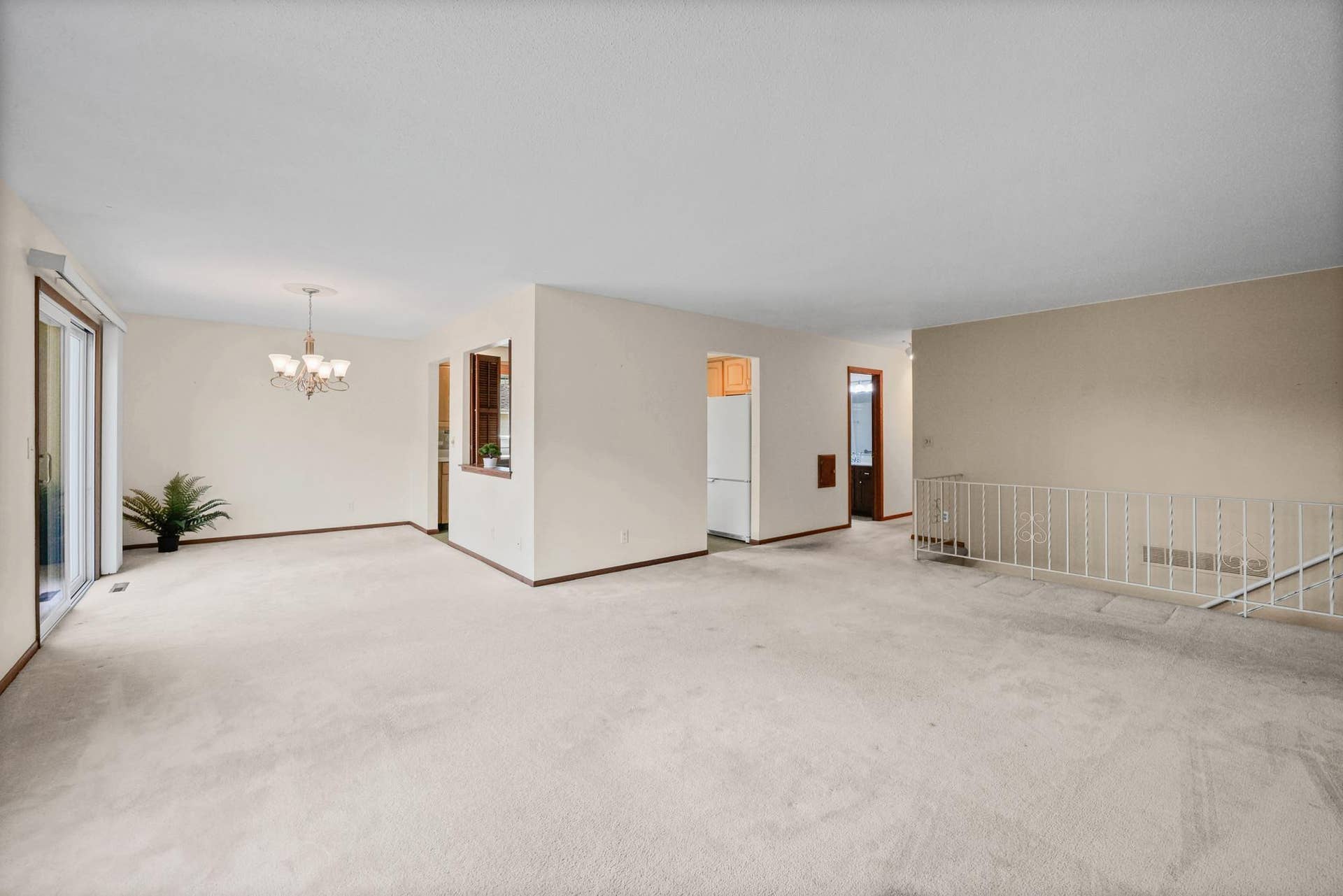 10243 Rich Road, Bloomington, MN 55437 10243 Rich Road, Bloomington, MN 55437