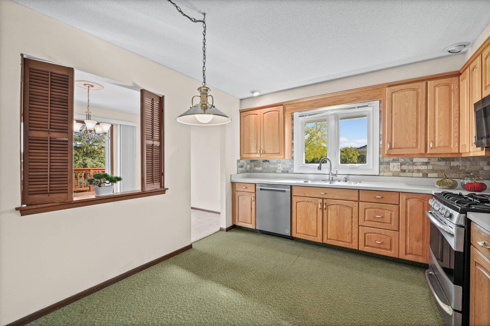 10243 Rich Road, Bloomington, MN 55437 10243 Rich Road, Bloomington, MN 55437