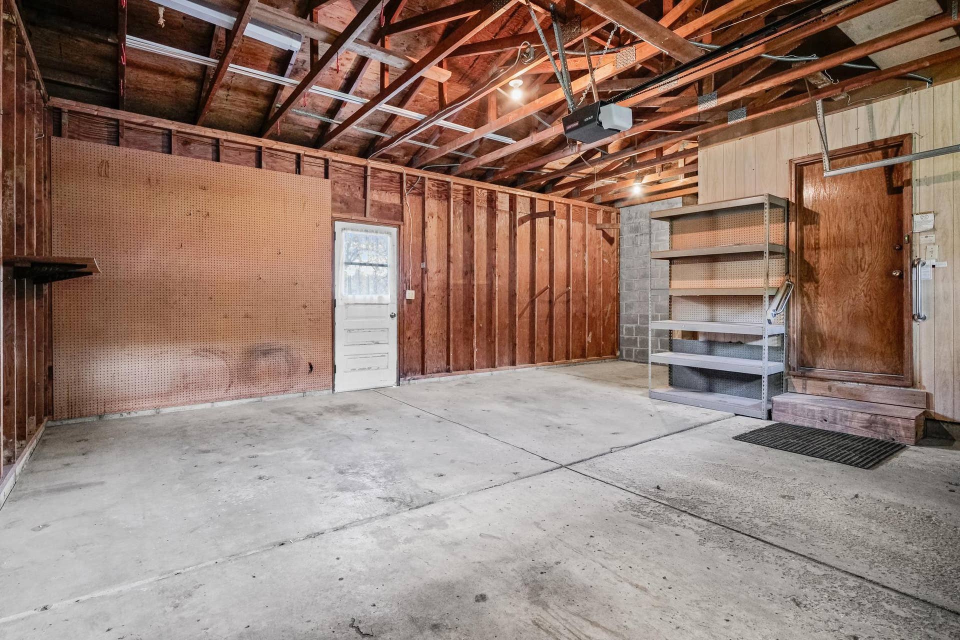 10243 Rich Road, Bloomington, MN 55437 10243 Rich Road, Bloomington, MN 55437