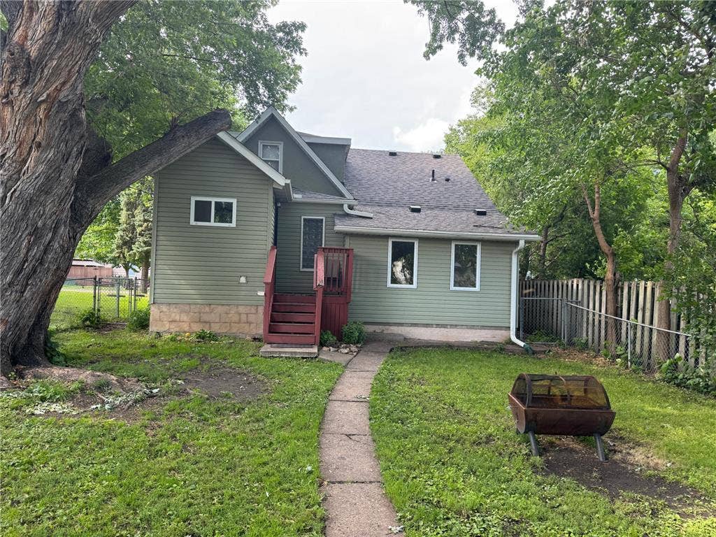 878 Monroe Court, 103, Saint Paul, MN 55102