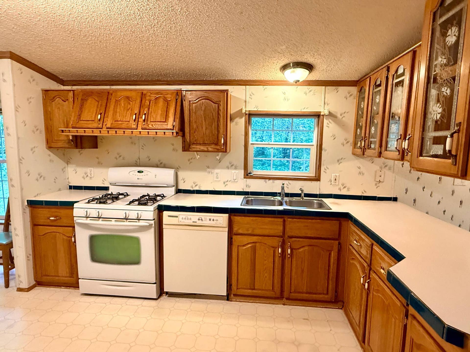 9446 Pony Lake Road NW, Bemidji, MN 56601 Kitchen