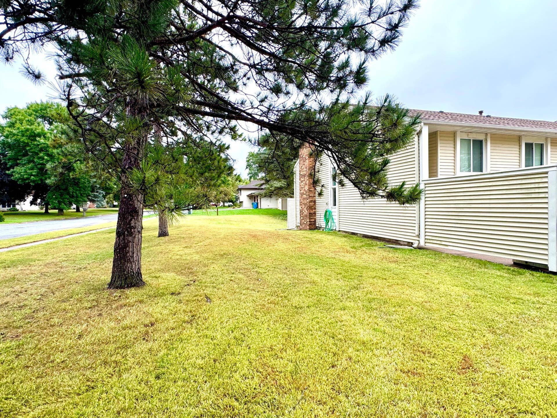 10498 Yorktown Lane N, Maple Grove, MN 55369 North Side View.jpeg