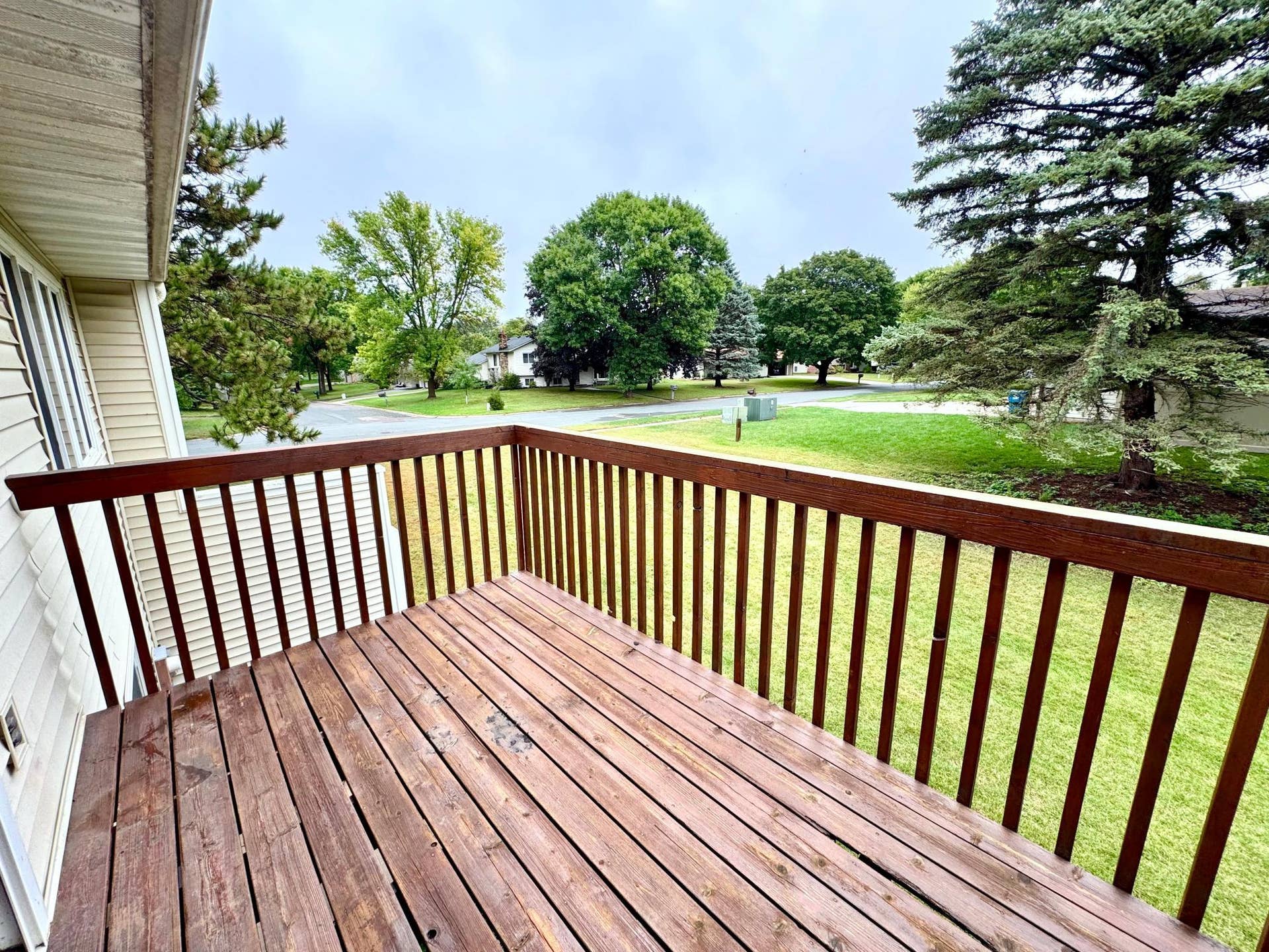 10498 Yorktown Lane N, Maple Grove, MN 55369 Main Level Deck.jpeg