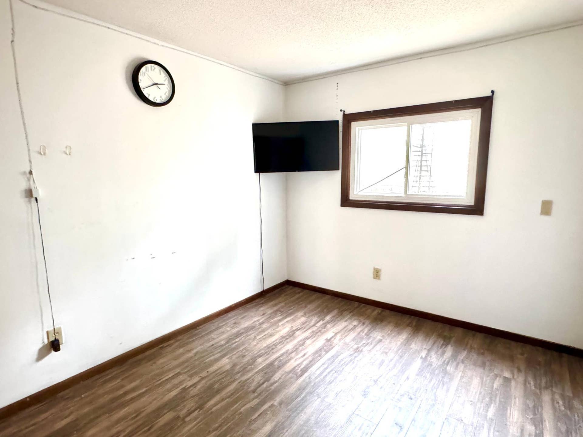 10498 Yorktown Lane N, Maple Grove, MN 55369 Basement 3rd Bedroom.jpeg
