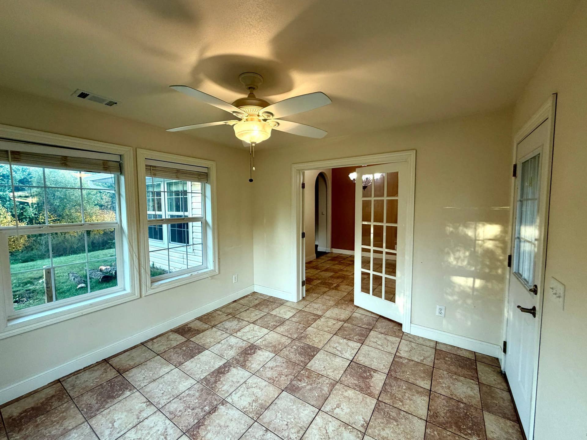 5546 Goranson Court NW, Bemidji, MN 56601 Sunroom 2.jpeg