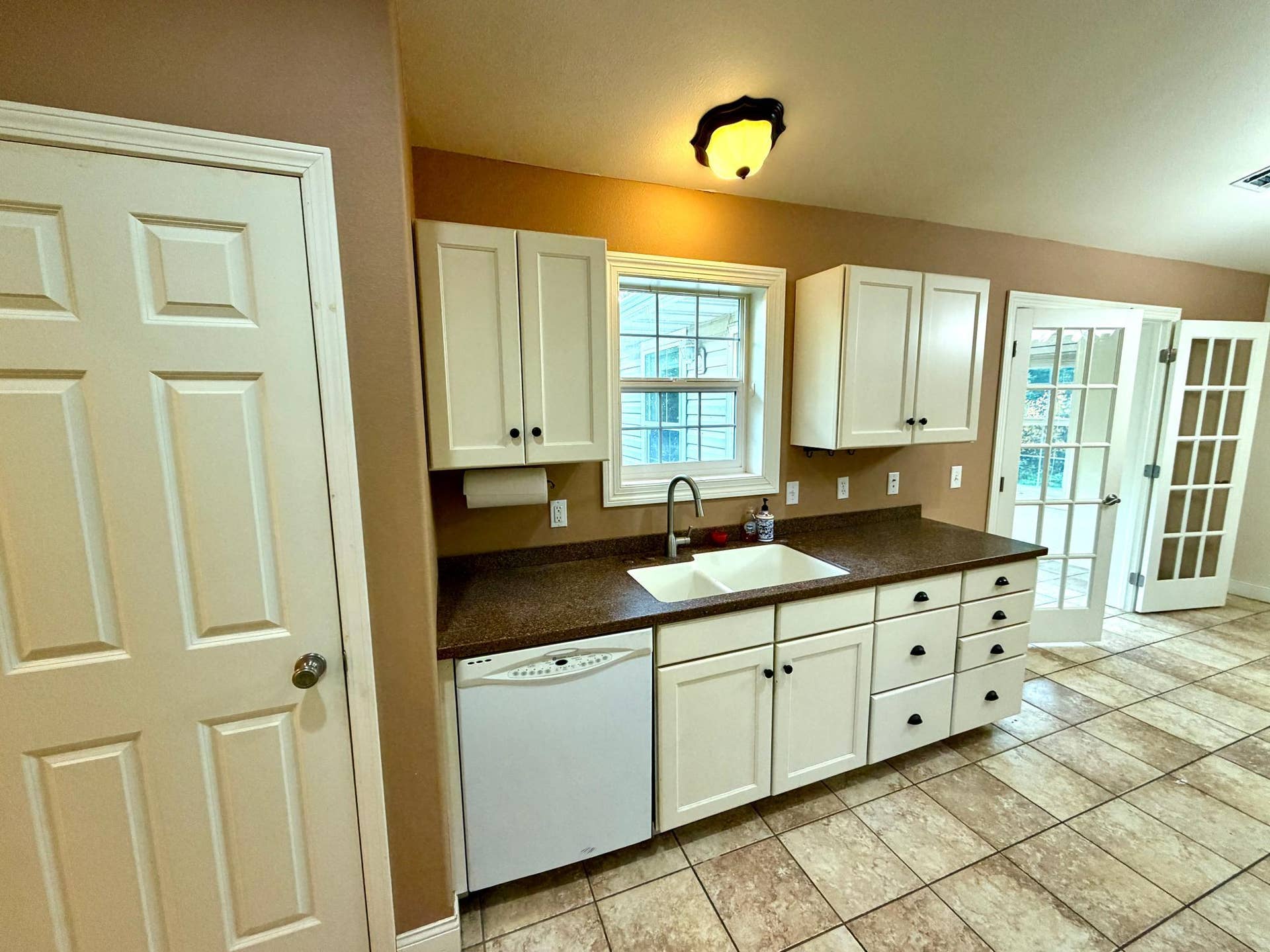 5546 Goranson Court NW, Bemidji, MN 56601 Kitchen.jpeg