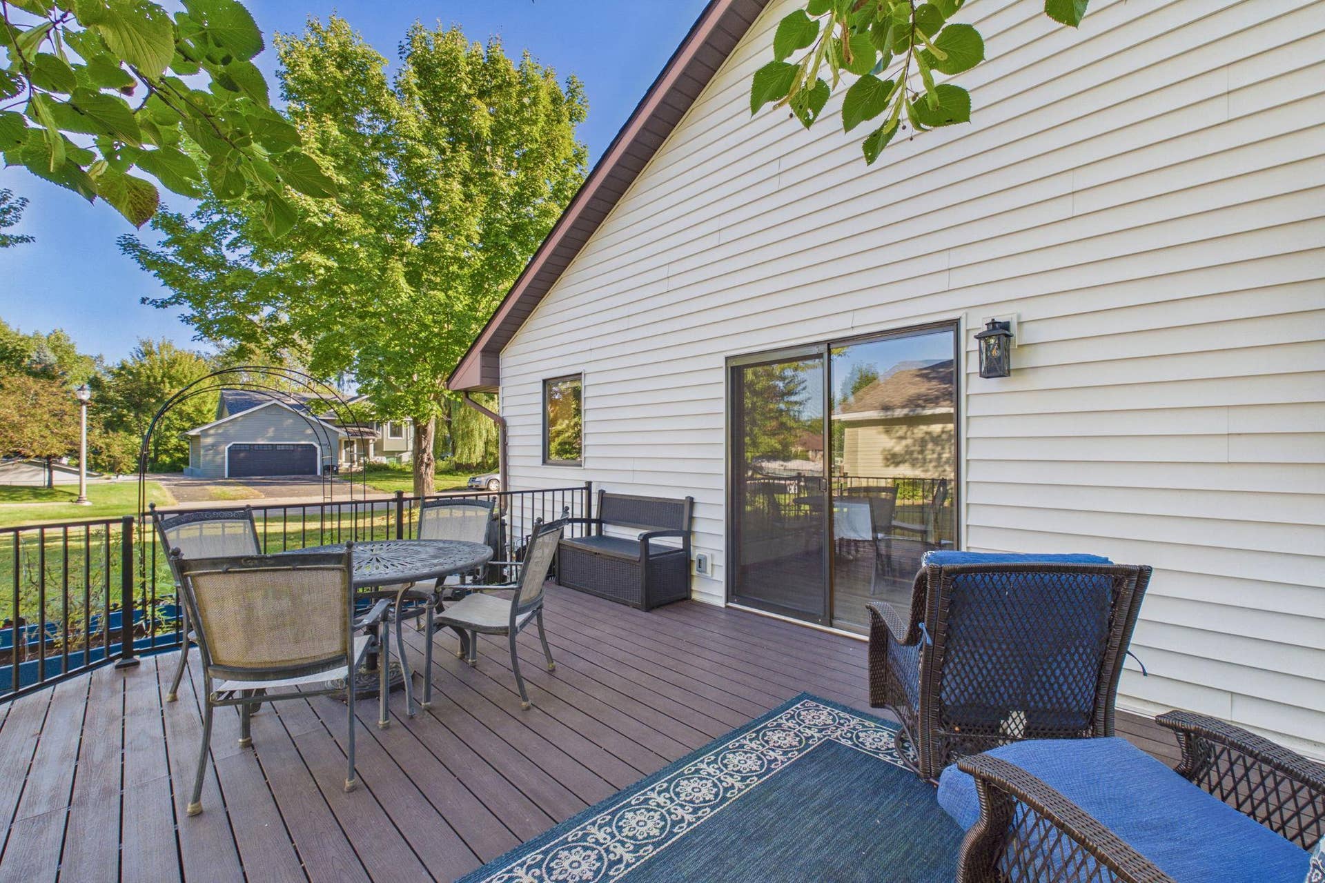 7081 Upper 36th Street N, Oakdale, MN 55128 Deck 2.jpg