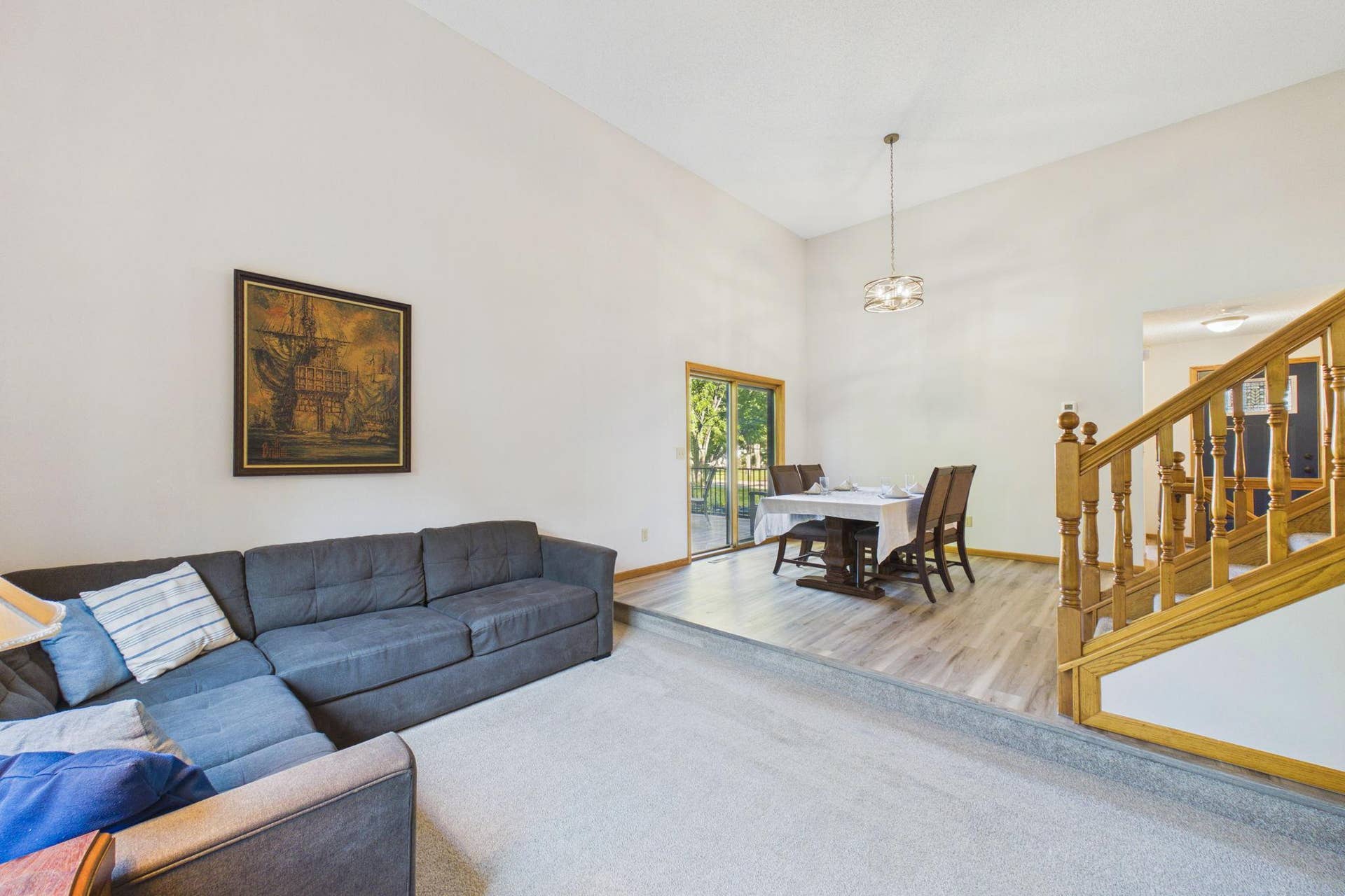 7081 Upper 36th Street N, Oakdale, MN 55128 Family Room 3.jpg
