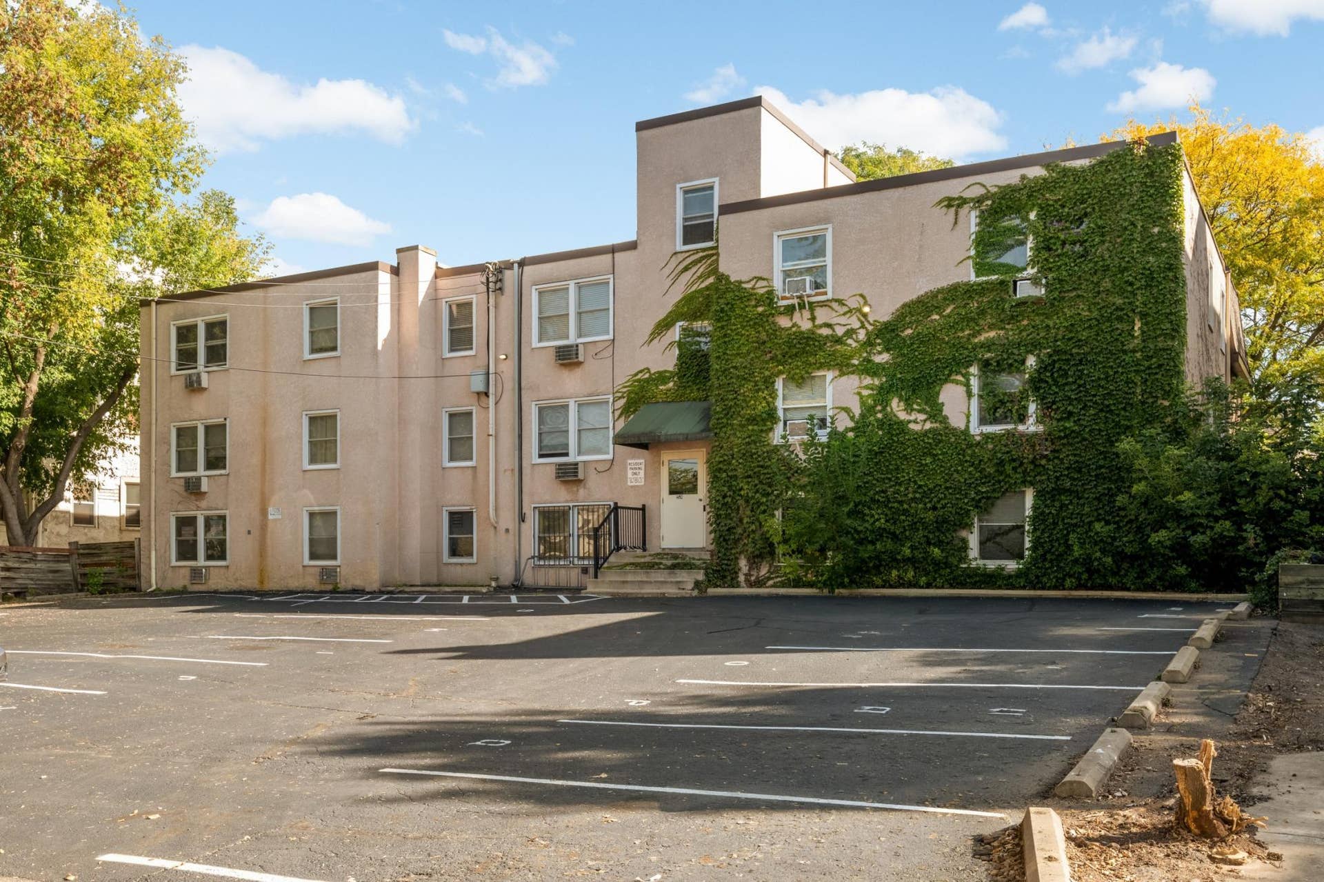 2536 Dupont Avenue S, #101, 47, Minneapolis, MN 55405 Dedicated off-street parking space in the back of building.