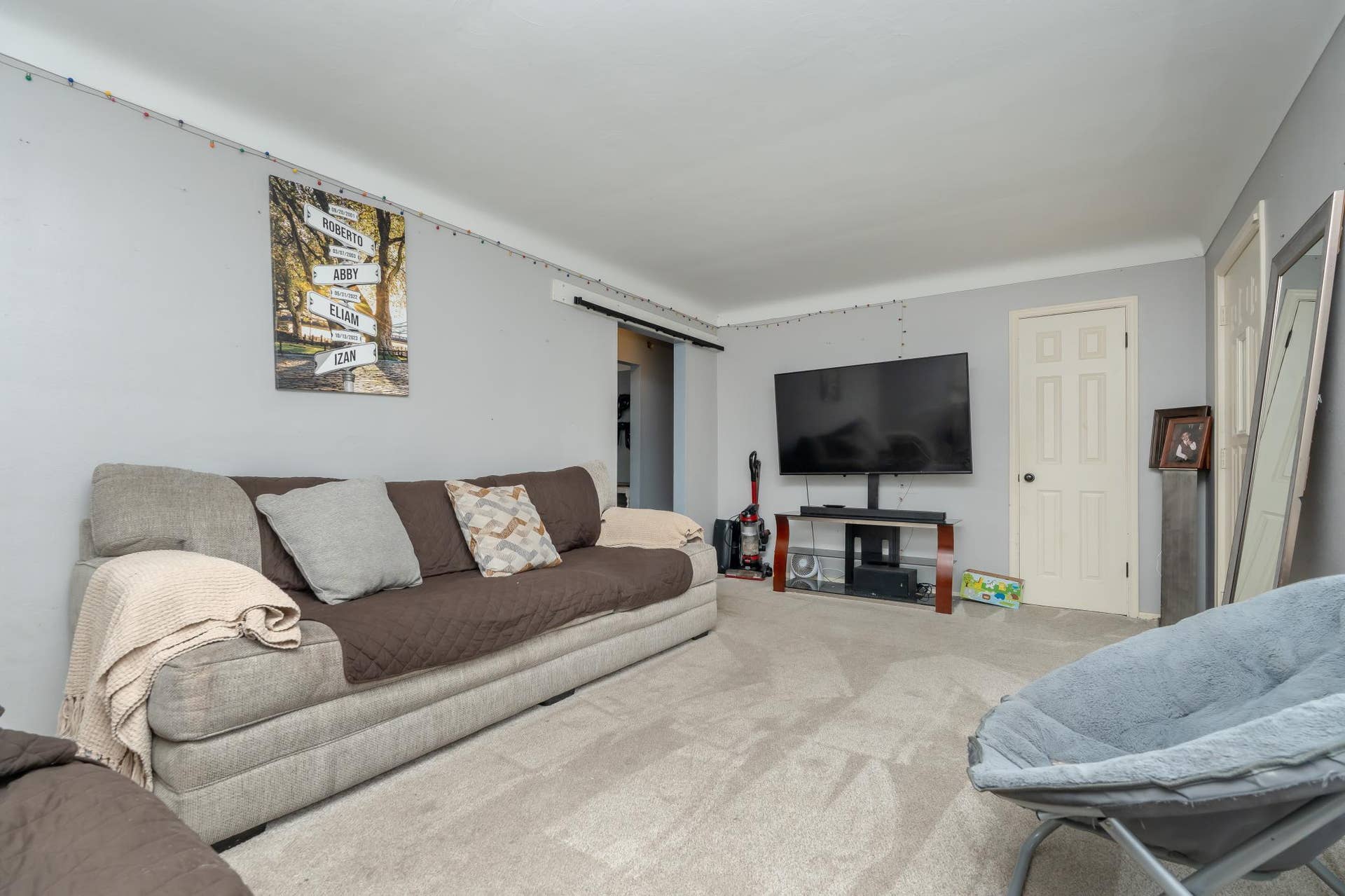 1809 Jackson Street, Maplewood, MN 55117