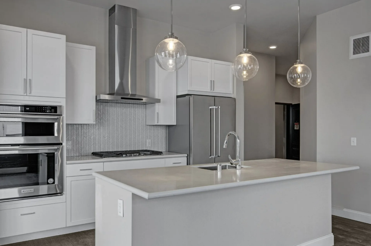 1477 W Lake St, #N639, 23, Minneapolis, MN 55408 1477 W Lake St, #N639, 23, Minneapolis, MN 55408