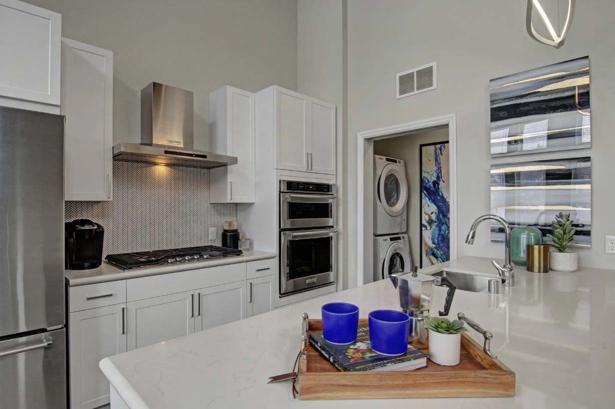 1477 W Lake St, #N639, 23, Minneapolis, MN 55408 1477 W Lake St, #N639, 23, Minneapolis, MN 55408