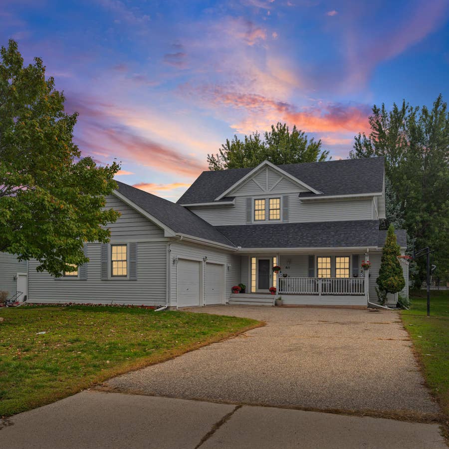 Property photo for 611 Bellvue Lane, Brooklyn Center, MN