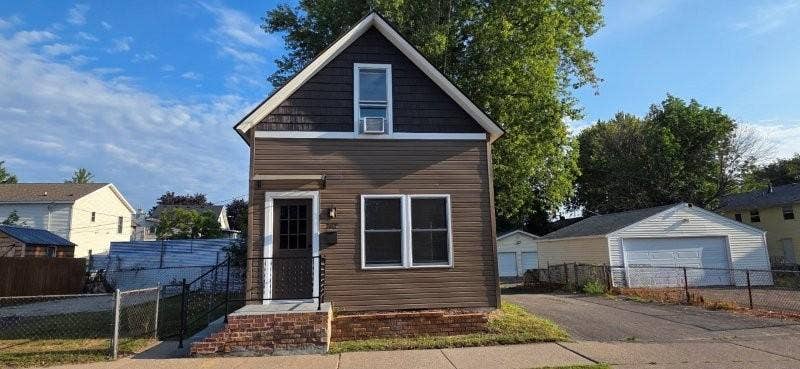 367 Blair Avenue, 102, Saint Paul, MN 55103 20260825_083707.jpg
