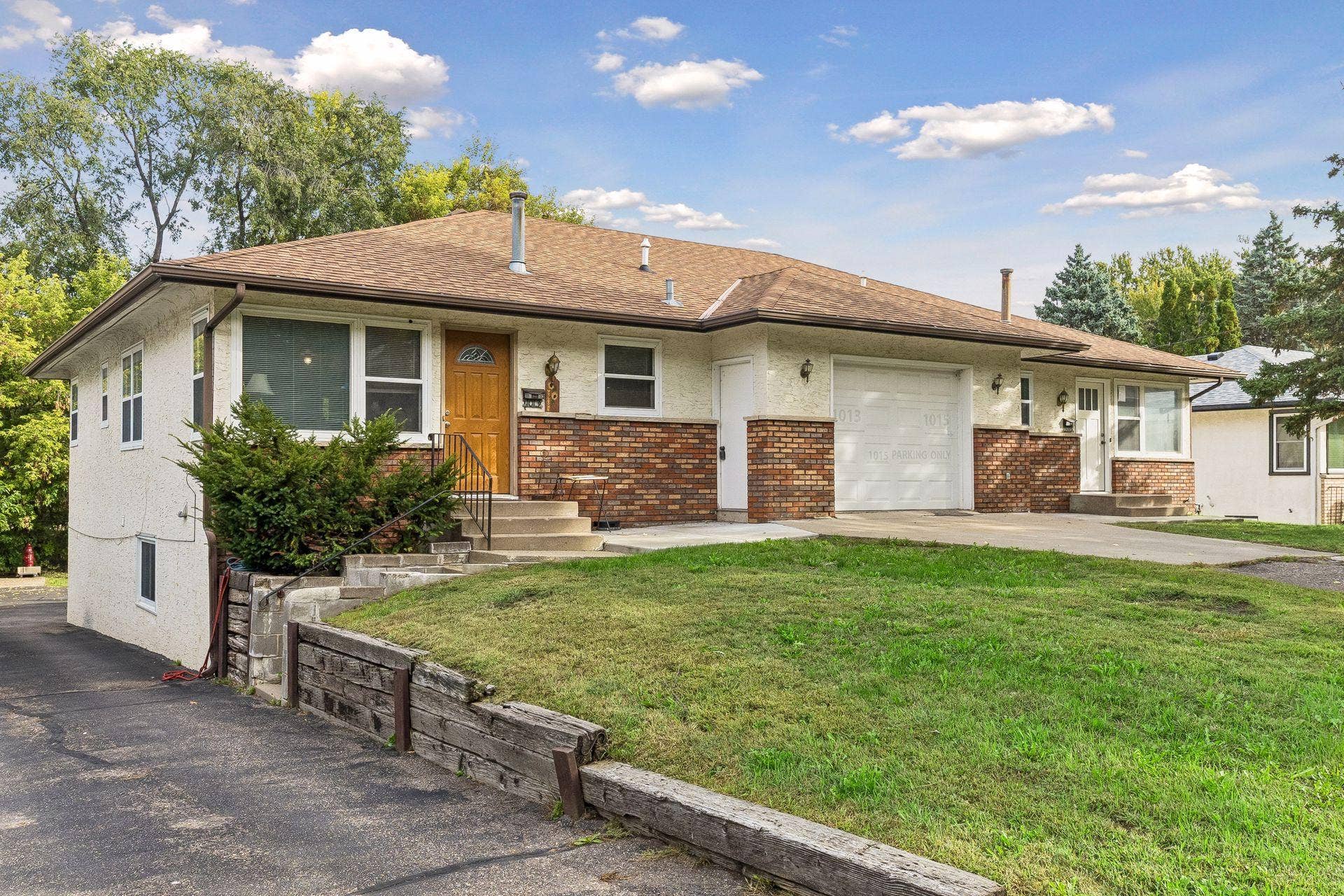1015 43 1/2 Avenue NE, Columbia Heights, MN 55421 1015 43 1/2 Avenue NE, Columbia Heights, MN 55421