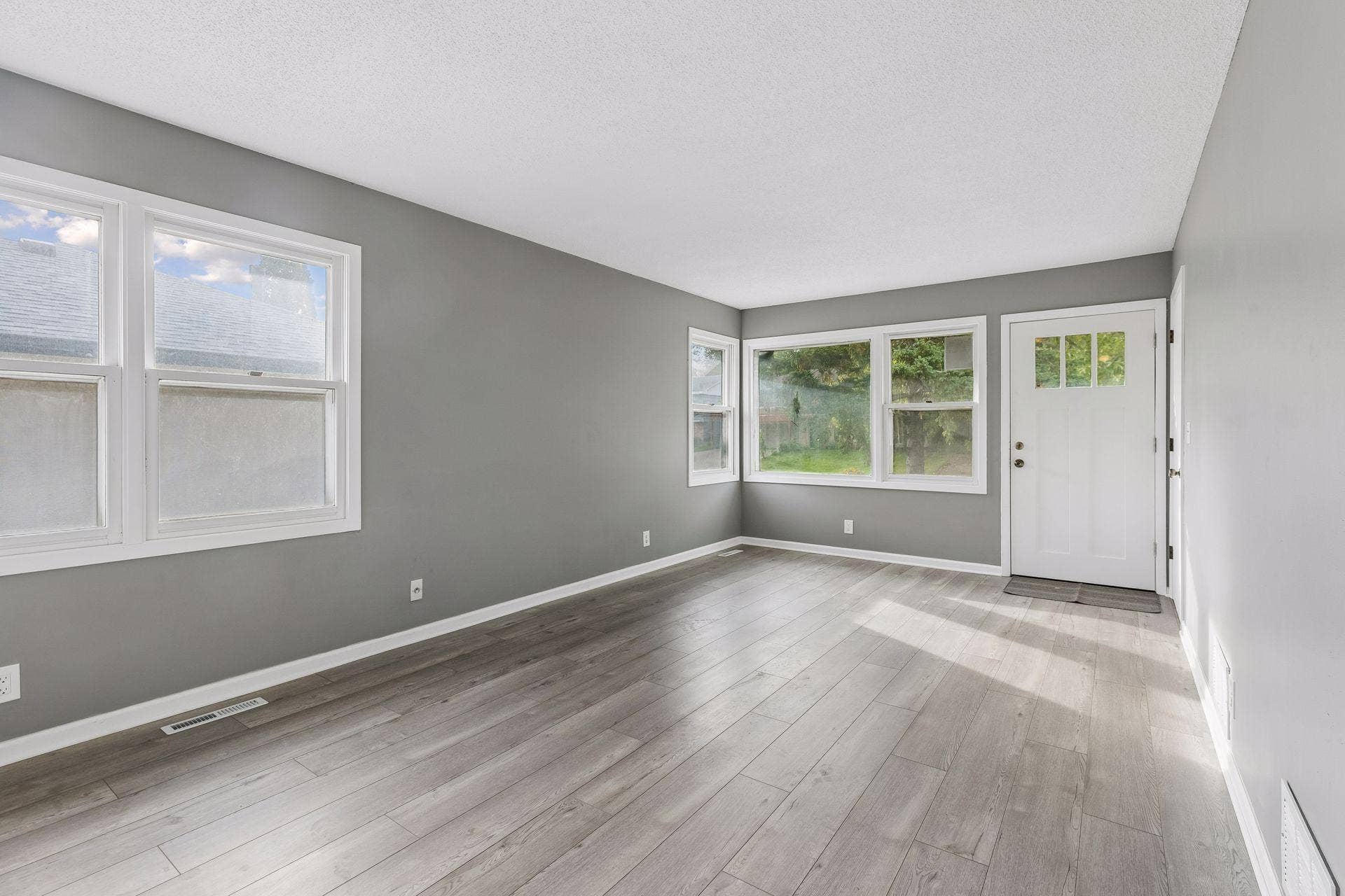 1015 43 1/2 Avenue NE, Columbia Heights, MN 55421 unit 1015