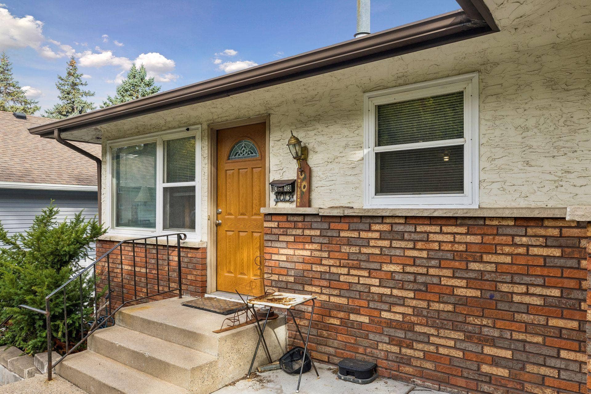 1015 43 1/2 Avenue NE, Columbia Heights, MN 55421 1015 43 1/2 Avenue NE, Columbia Heights, MN 55421