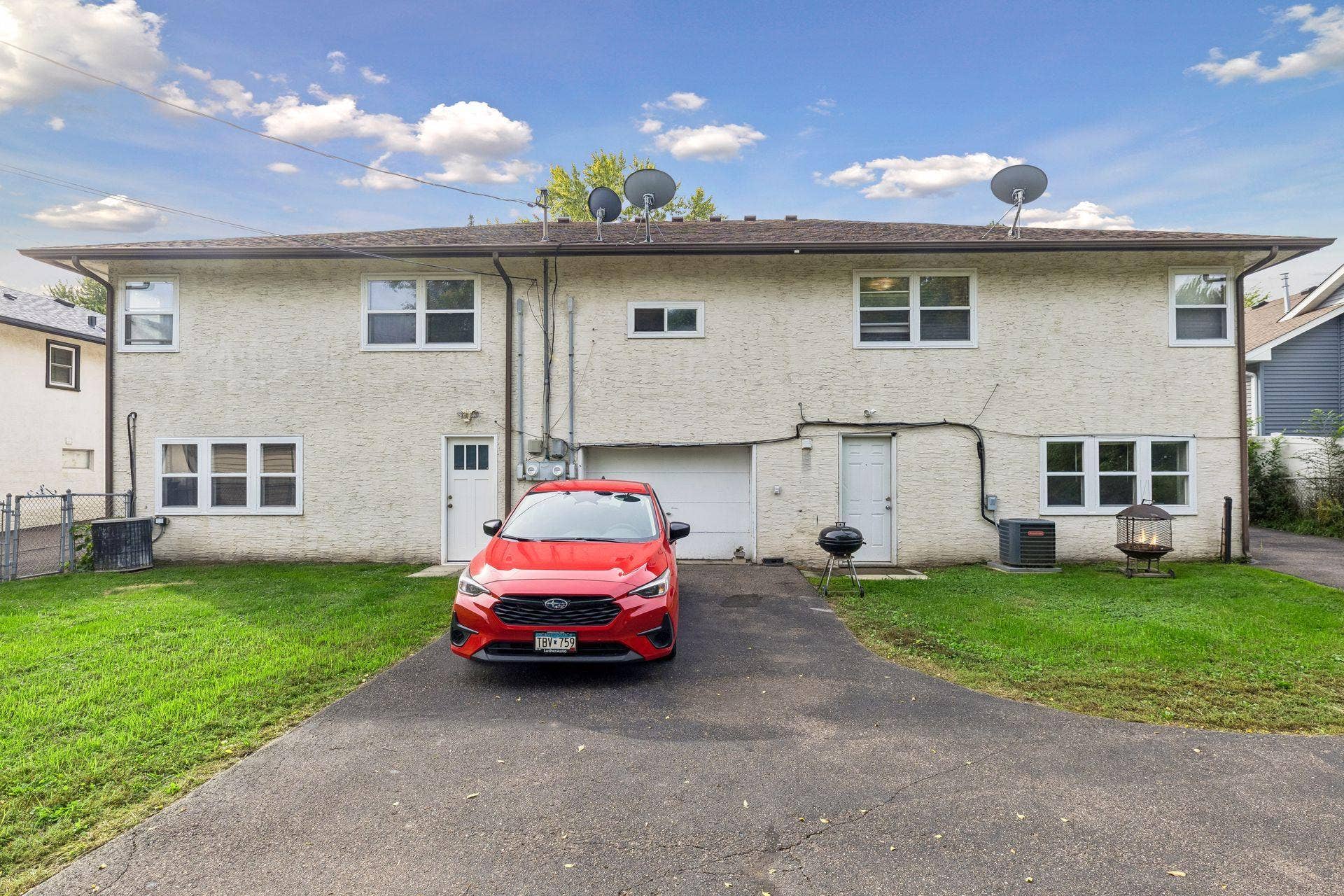 1015 43 1/2 Avenue NE, Columbia Heights, MN 55421 1015 43 1/2 Avenue NE, Columbia Heights, MN 55421