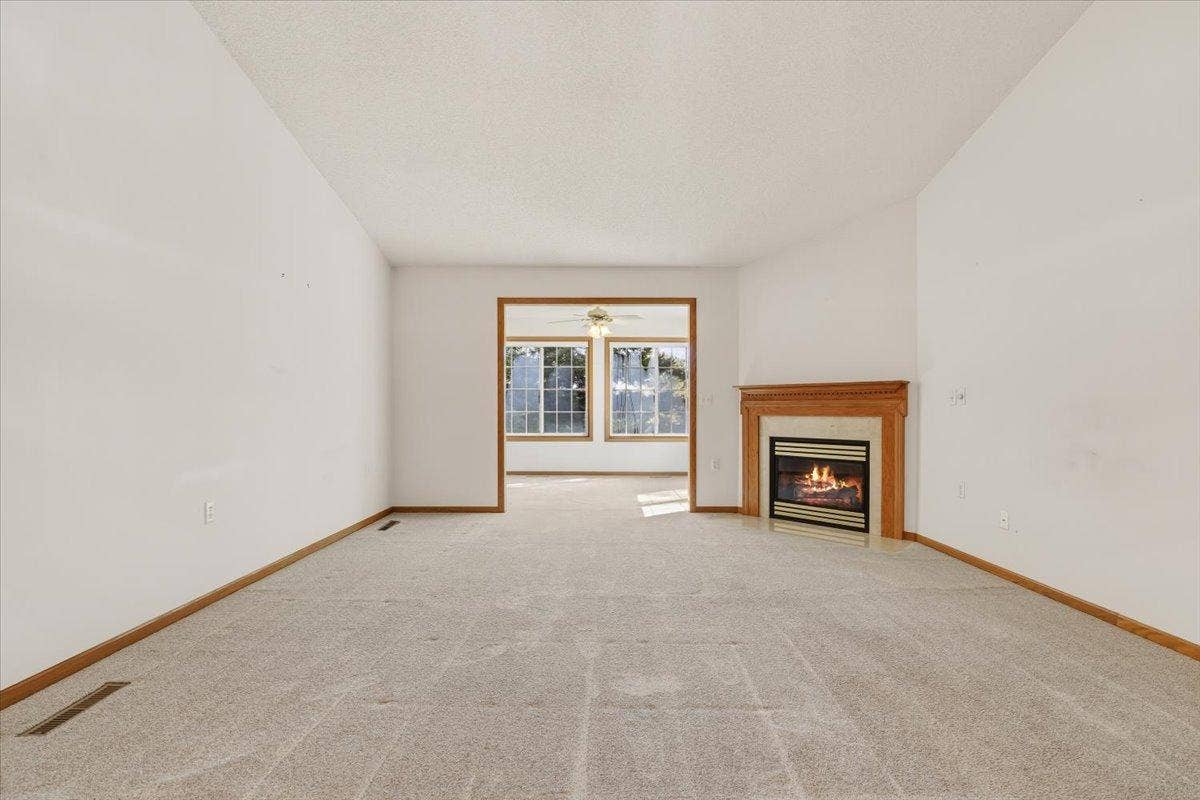 7987 Forest Boulevard, #Unit F, Woodbury, MN 55125 Living Room