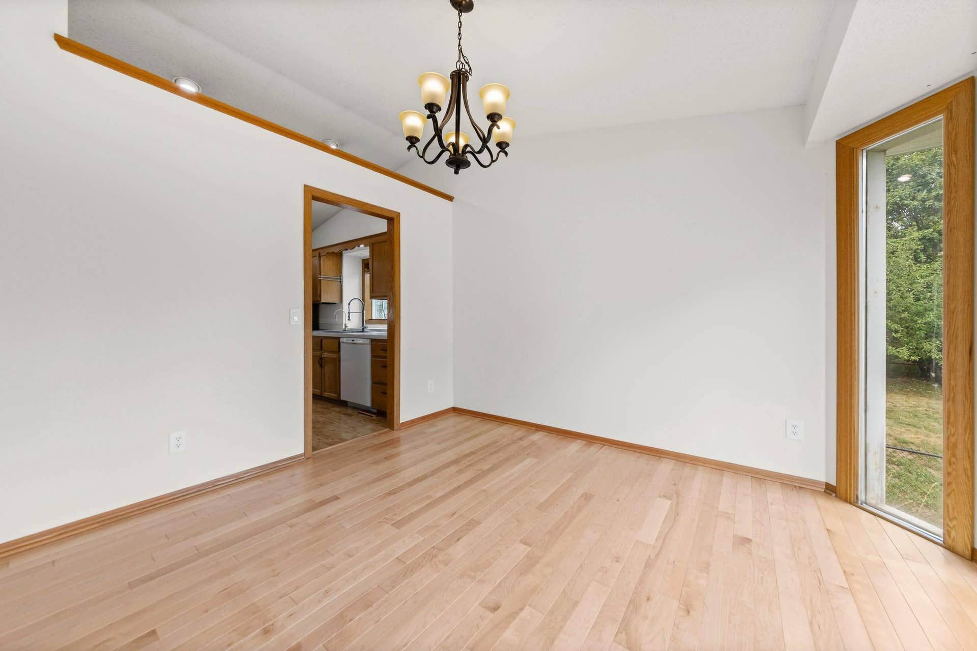 9024 Nevada Avenue N, Brooklyn Park, MN 55445 9024 Nevada Avenue N, Brooklyn Park, MN 55445