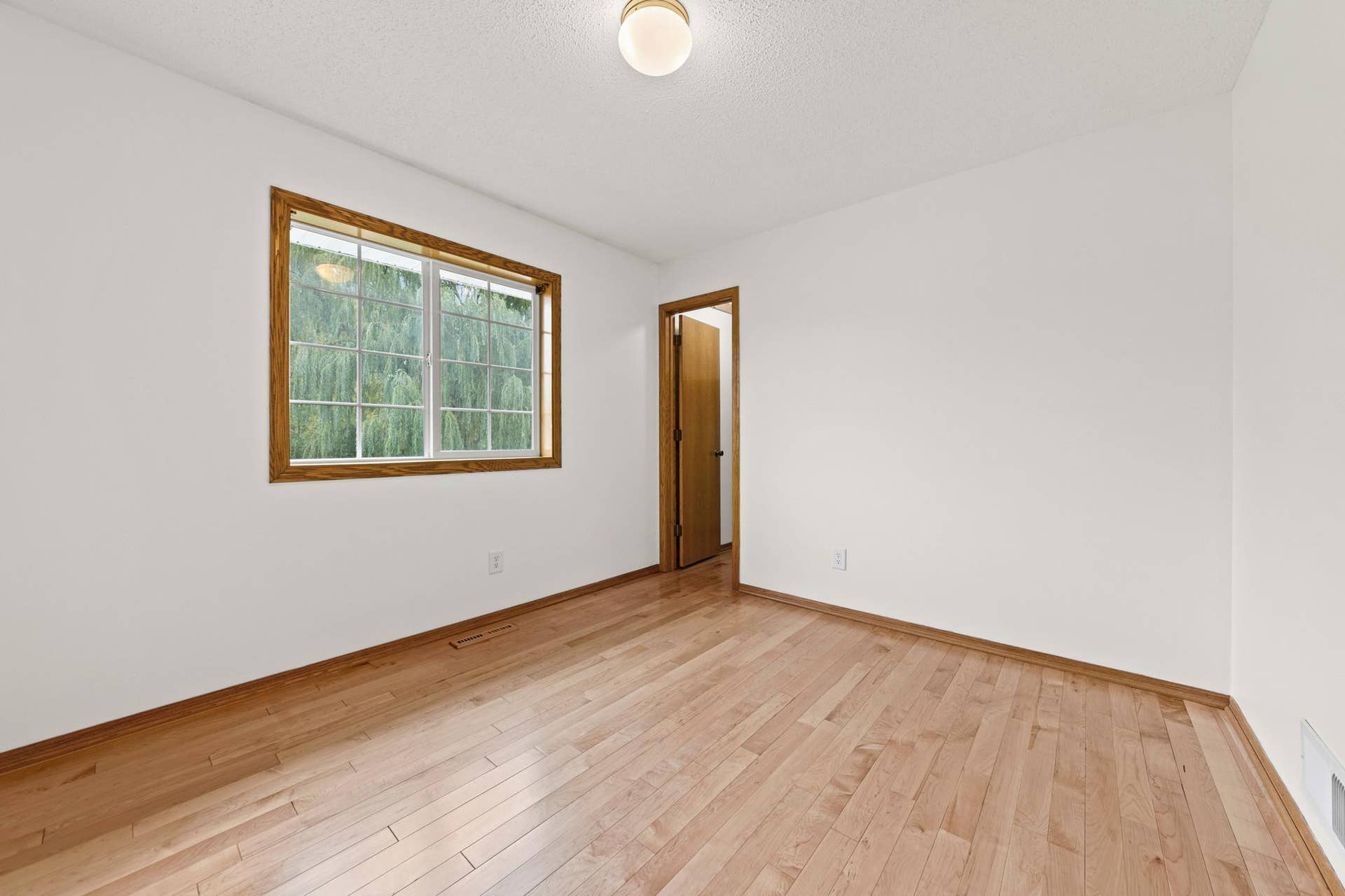 9024 Nevada Avenue N, Brooklyn Park, MN 55445 9024 Nevada Avenue N, Brooklyn Park, MN 55445