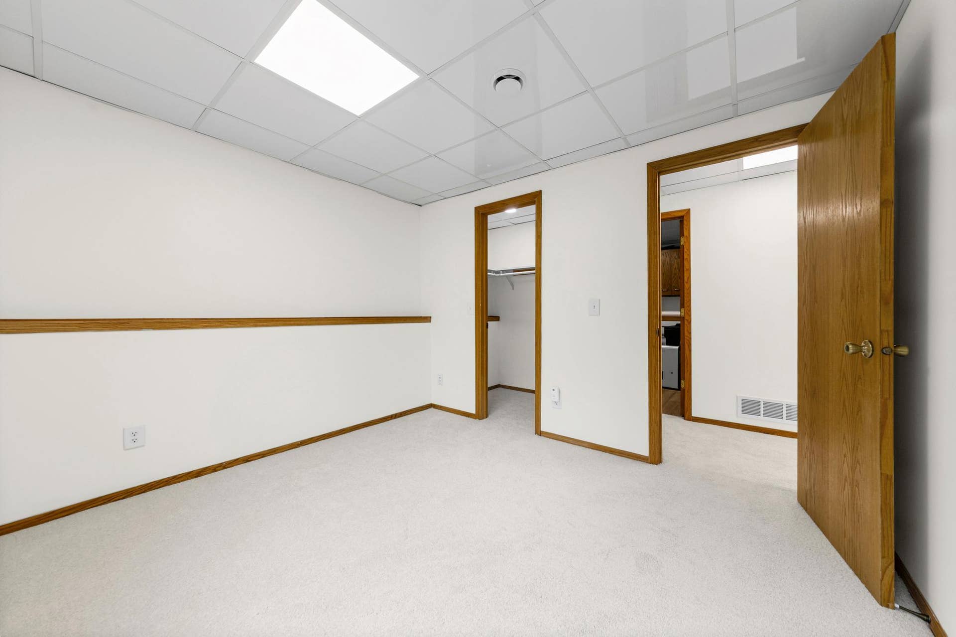 9024 Nevada Avenue N, Brooklyn Park, MN 55445 9024 Nevada Avenue N, Brooklyn Park, MN 55445