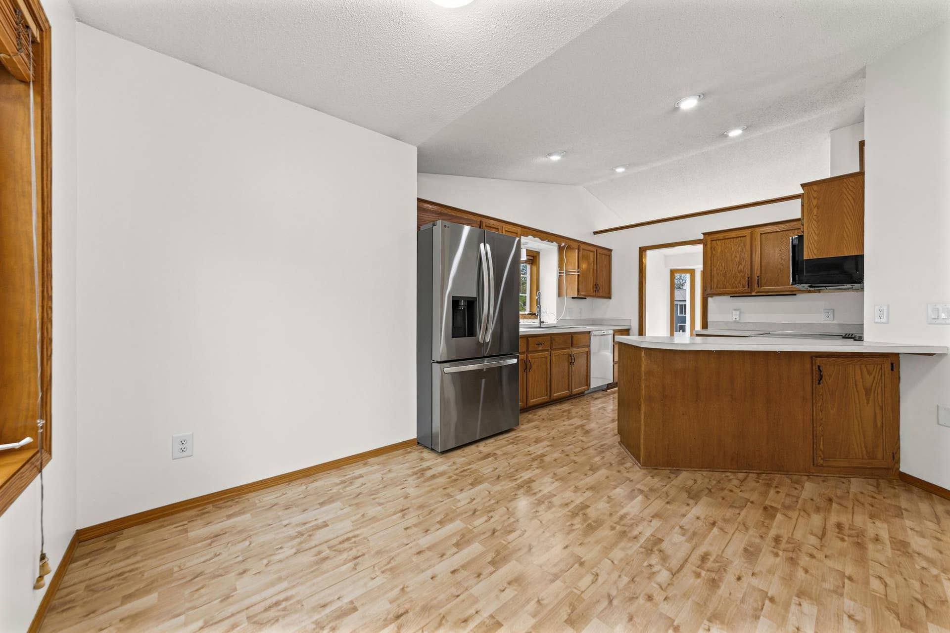 9024 Nevada Avenue N, Brooklyn Park, MN 55445 9024 Nevada Avenue N, Brooklyn Park, MN 55445
