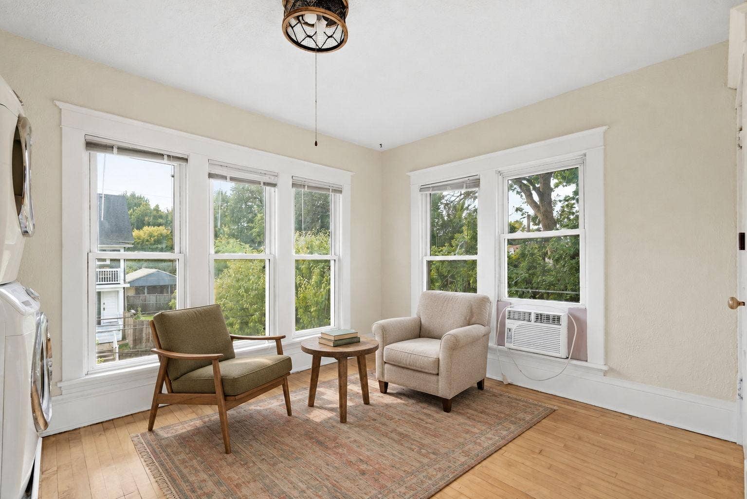 501 Newton Avenue N, 30, Minneapolis, MN 55405 52-web-or-mls-501-n-newton-ave.png