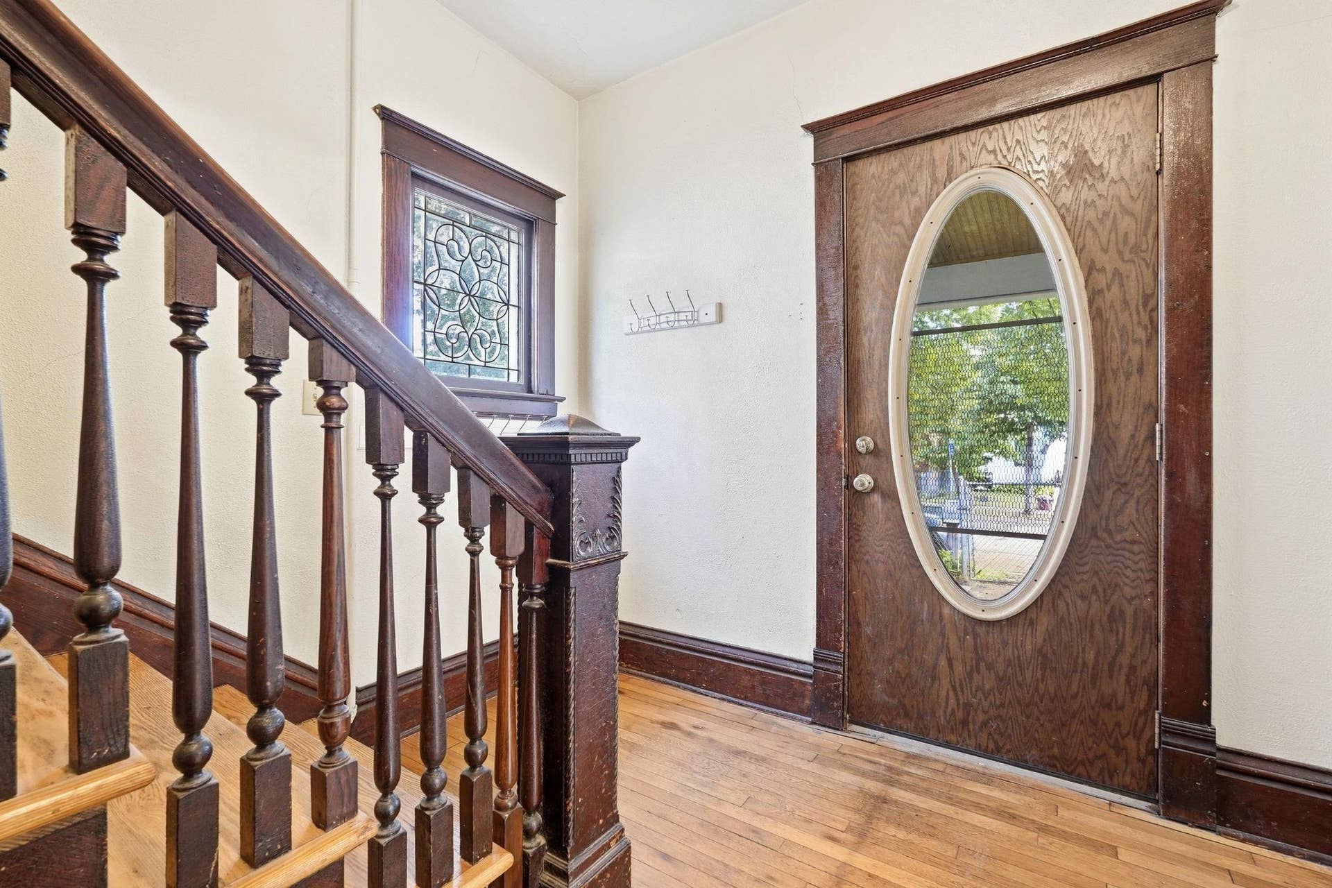 501 Newton Avenue N, 30, Minneapolis, MN 55405 19-web-or-mls-501-n-newton-ave.jpg