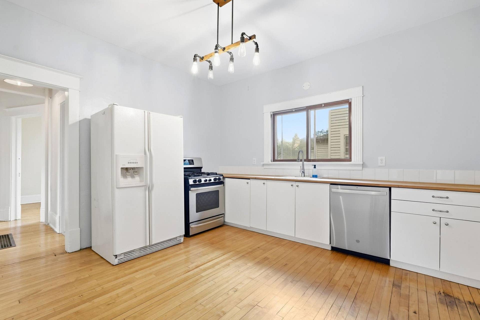 501 Newton Avenue N, 30, Minneapolis, MN 55405 27-web-or-mls-501-n-newton-ave.jpg