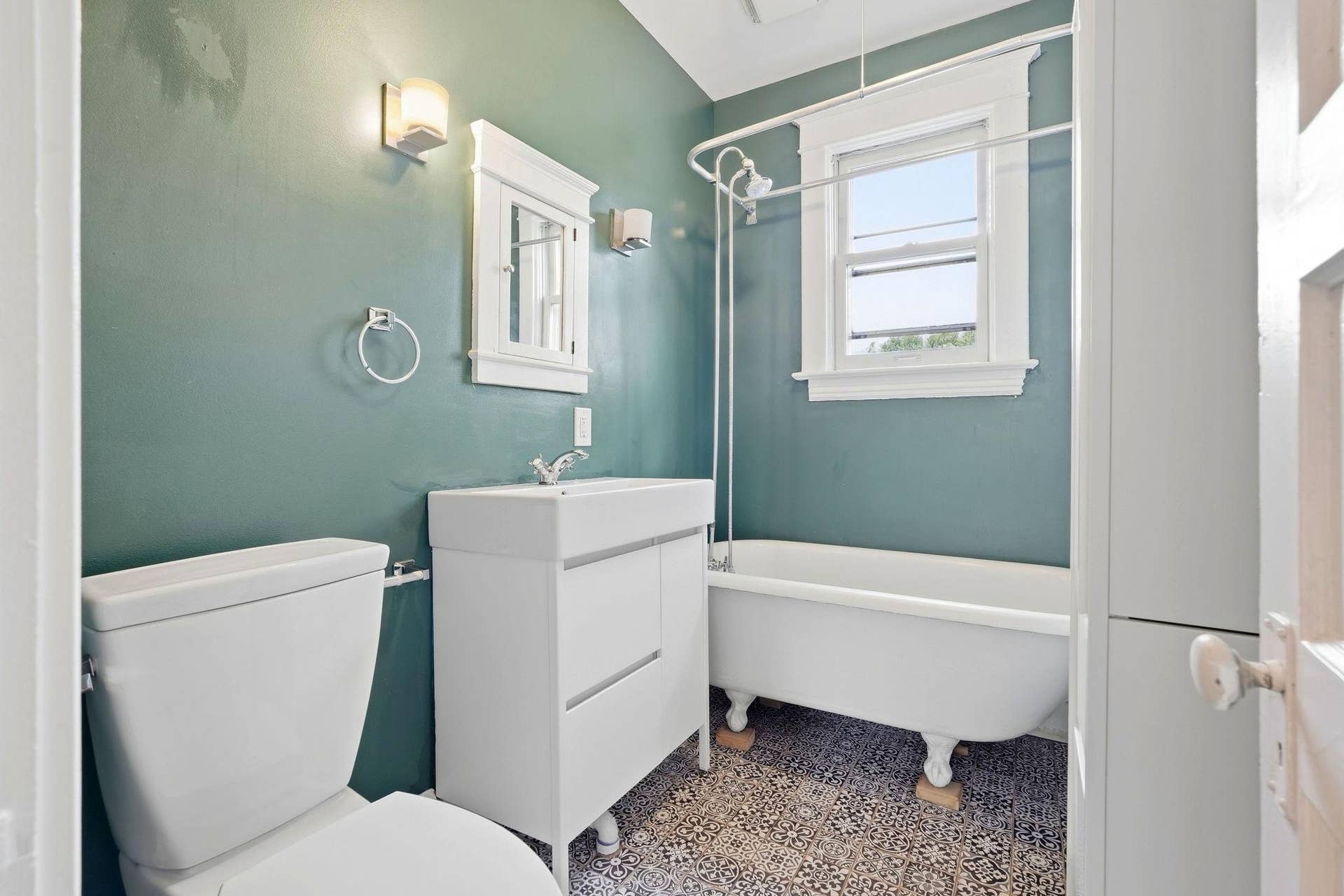 501 Newton Avenue N, 30, Minneapolis, MN 55405 501 Newton Avenue N, 30, Minneapolis, MN 55405