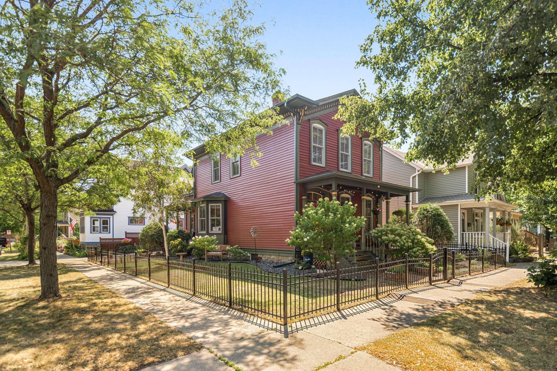 82 Leech Street, 103, Saint Paul, MN 55102