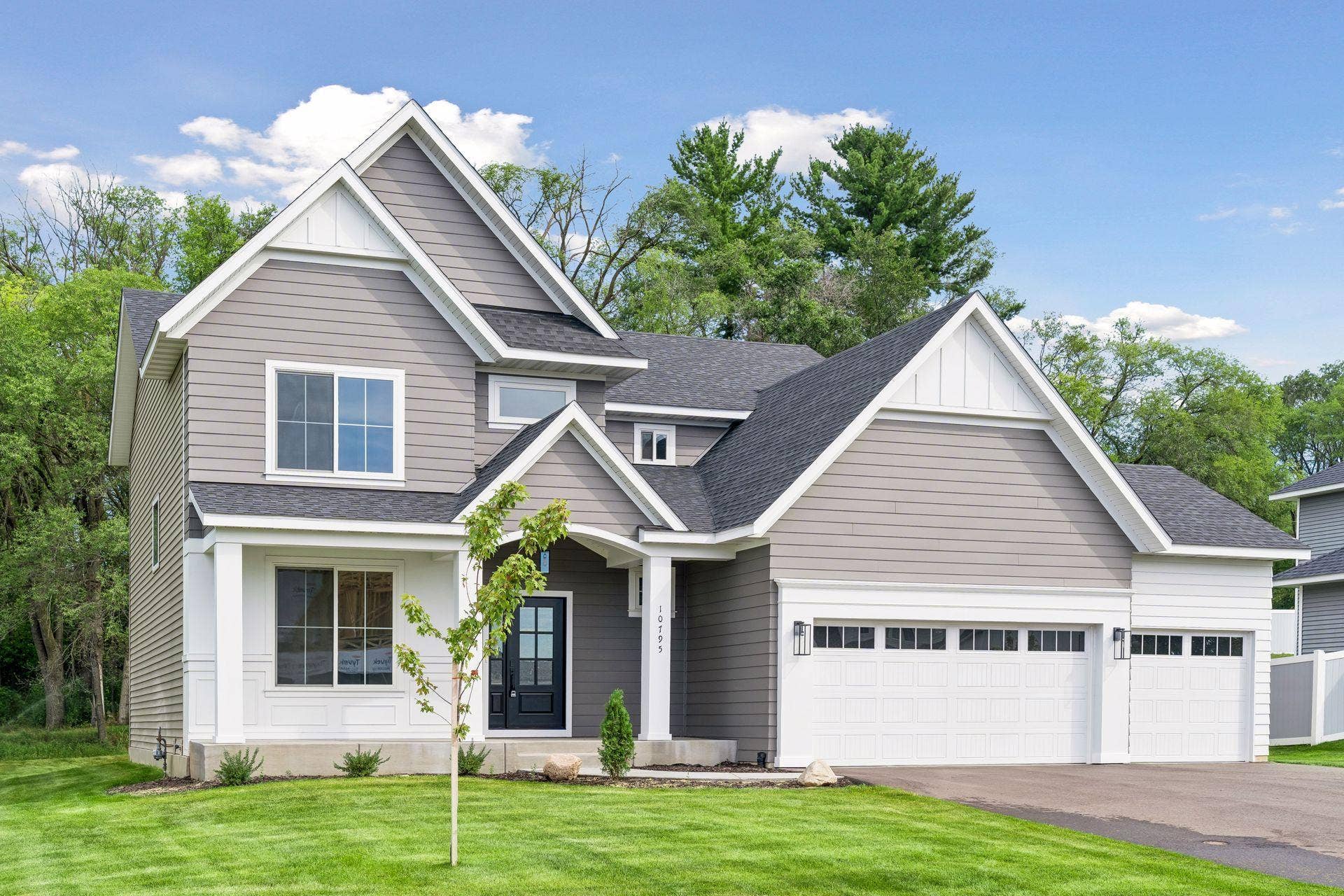 10795 191st Avenue NW, Elk River, MN 55330 10795 191st Avenue NW, Elk River, MN 55330