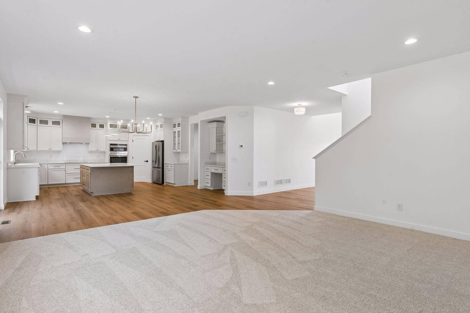 10795 191st Avenue NW, Elk River, MN 55330 10795 191st Avenue NW, Elk River, MN 55330