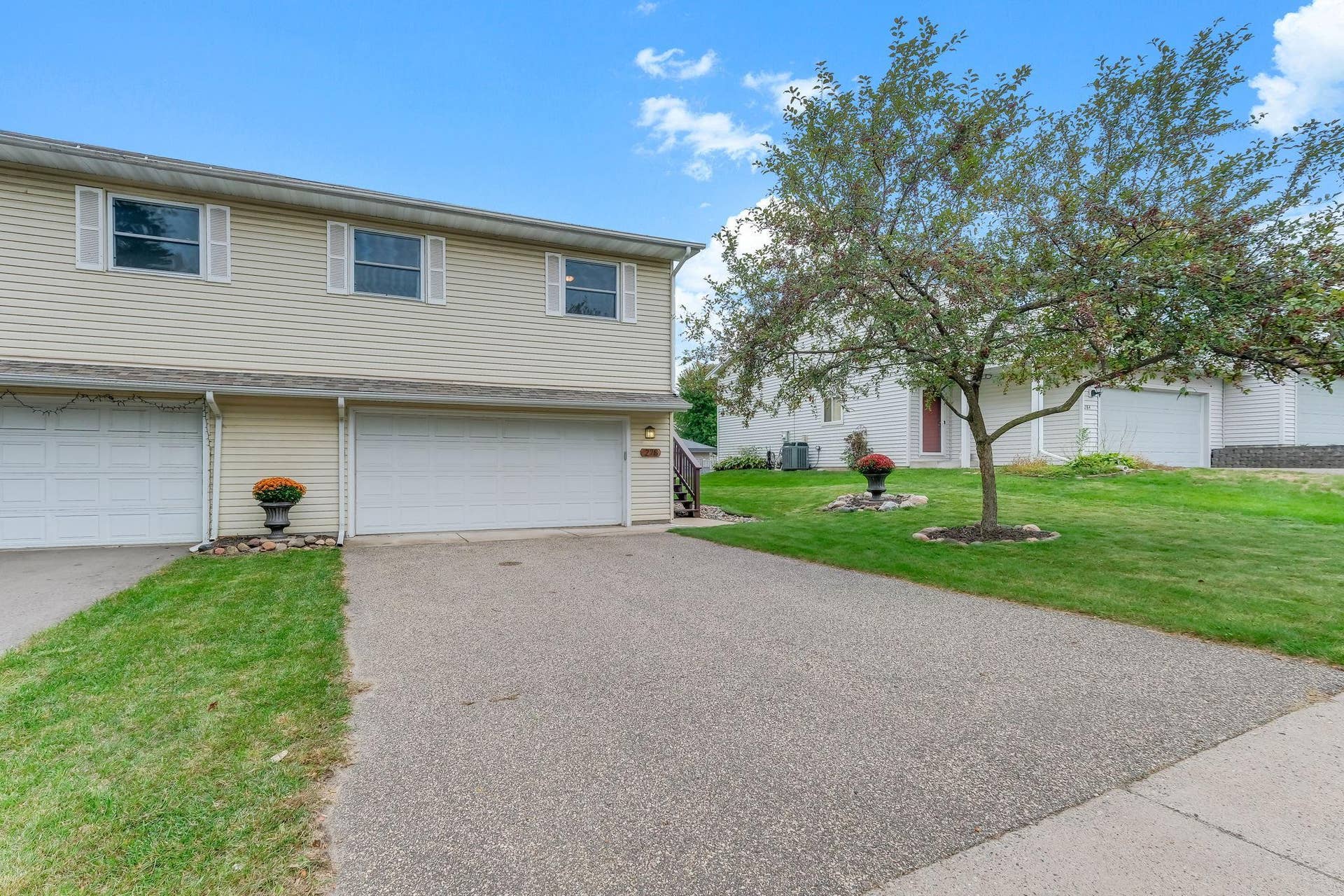278 Morningside Circle, 88, Saint Paul, MN 55119 4-web-or-mls-278-Morningside-Cir-03.jpg