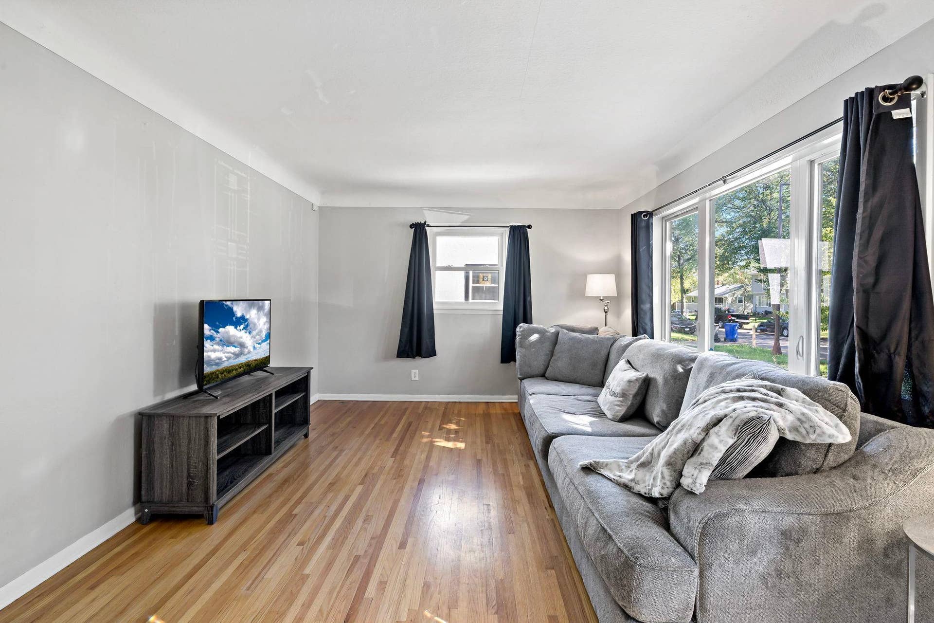 63 Iowa Avenue W, 97, Saint Paul, MN 55117 11-web-or-mls-63 Iowa Ave W St Paul MN_0015.jpg