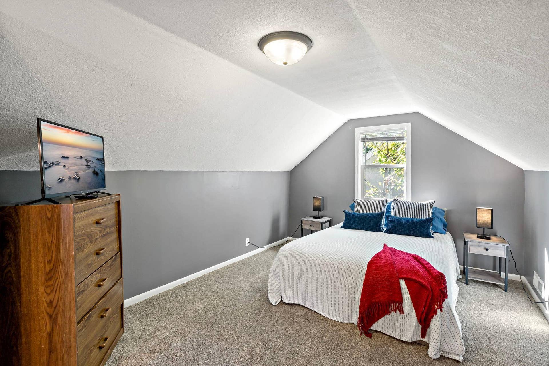 63 Iowa Avenue W, 97, Saint Paul, MN 55117 43-web-or-mls-63 Iowa Ave W St Paul MN_0047.jpg