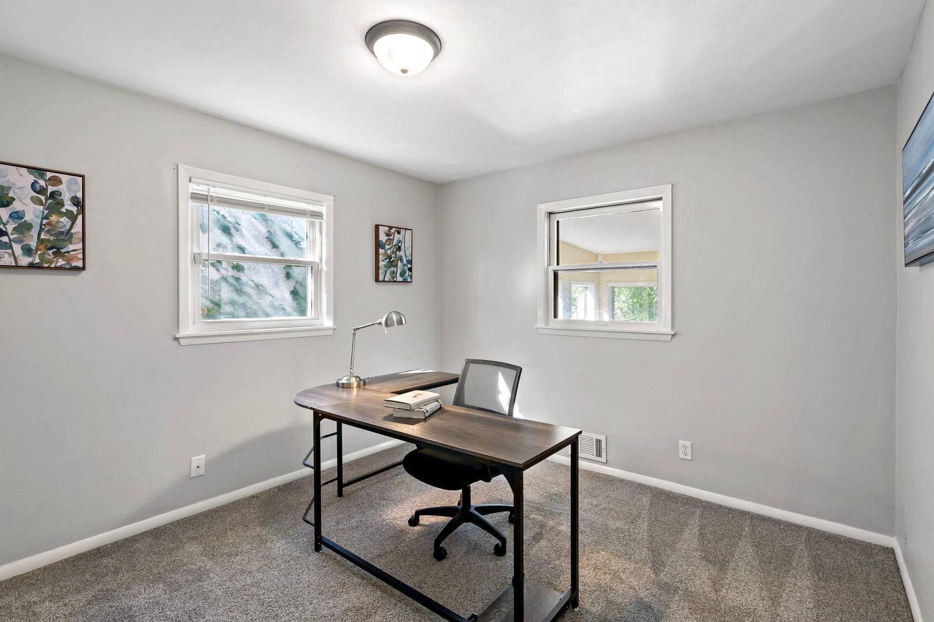 63 Iowa Avenue W, 97, Saint Paul, MN 55117 17-web-or-mls-63 Iowa Ave W St Paul MN_0021.jpg